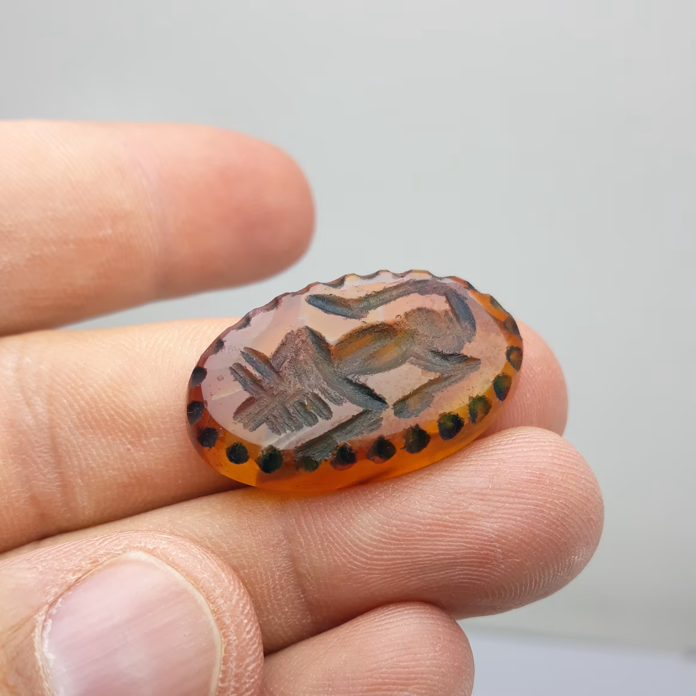 نشان گرگ بر روی عقیق پرتغالی 