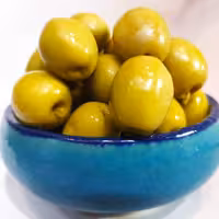 زیتون کنسروی یا نشکسته