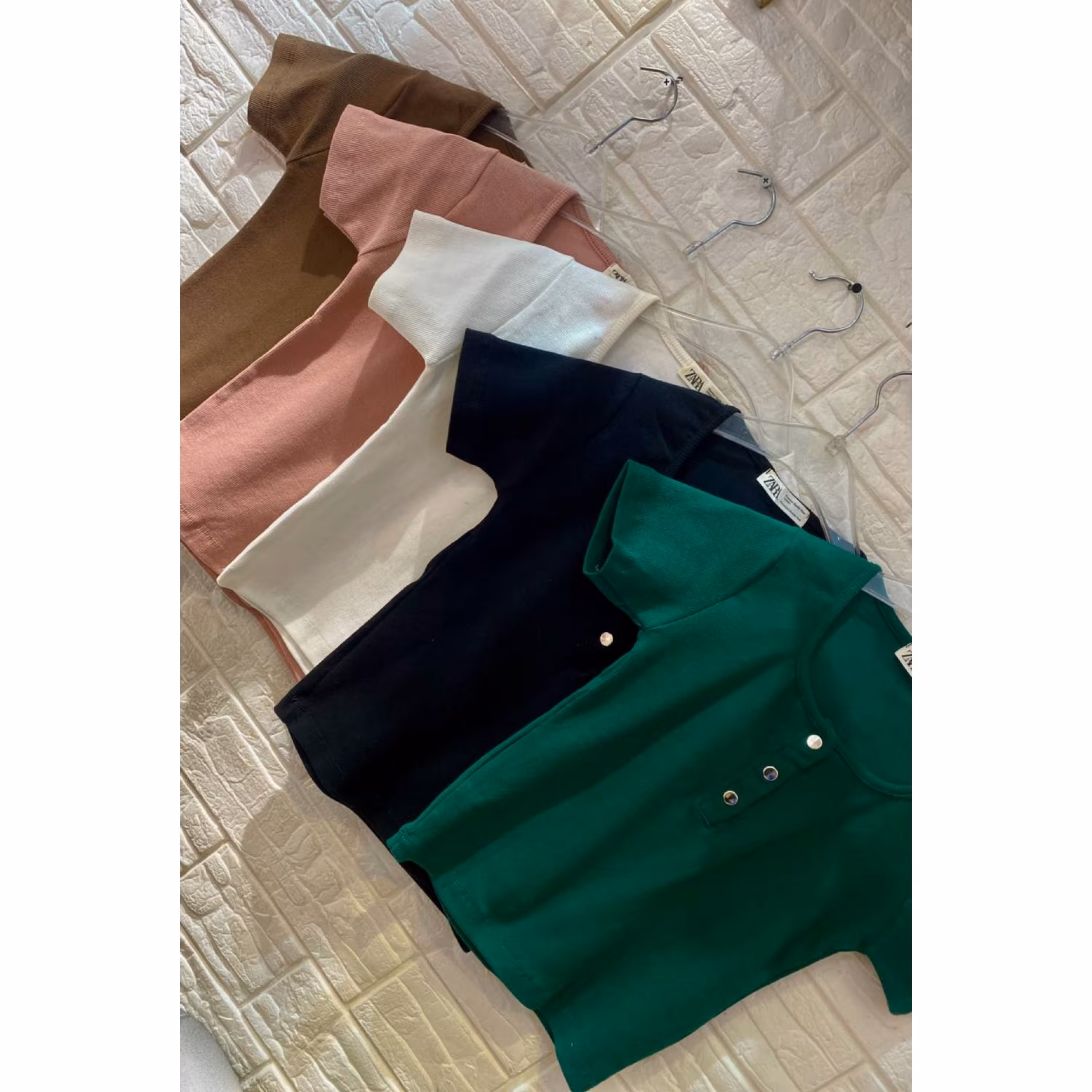 کراپ زارا یقه مربع کبریتی استین کوتاه