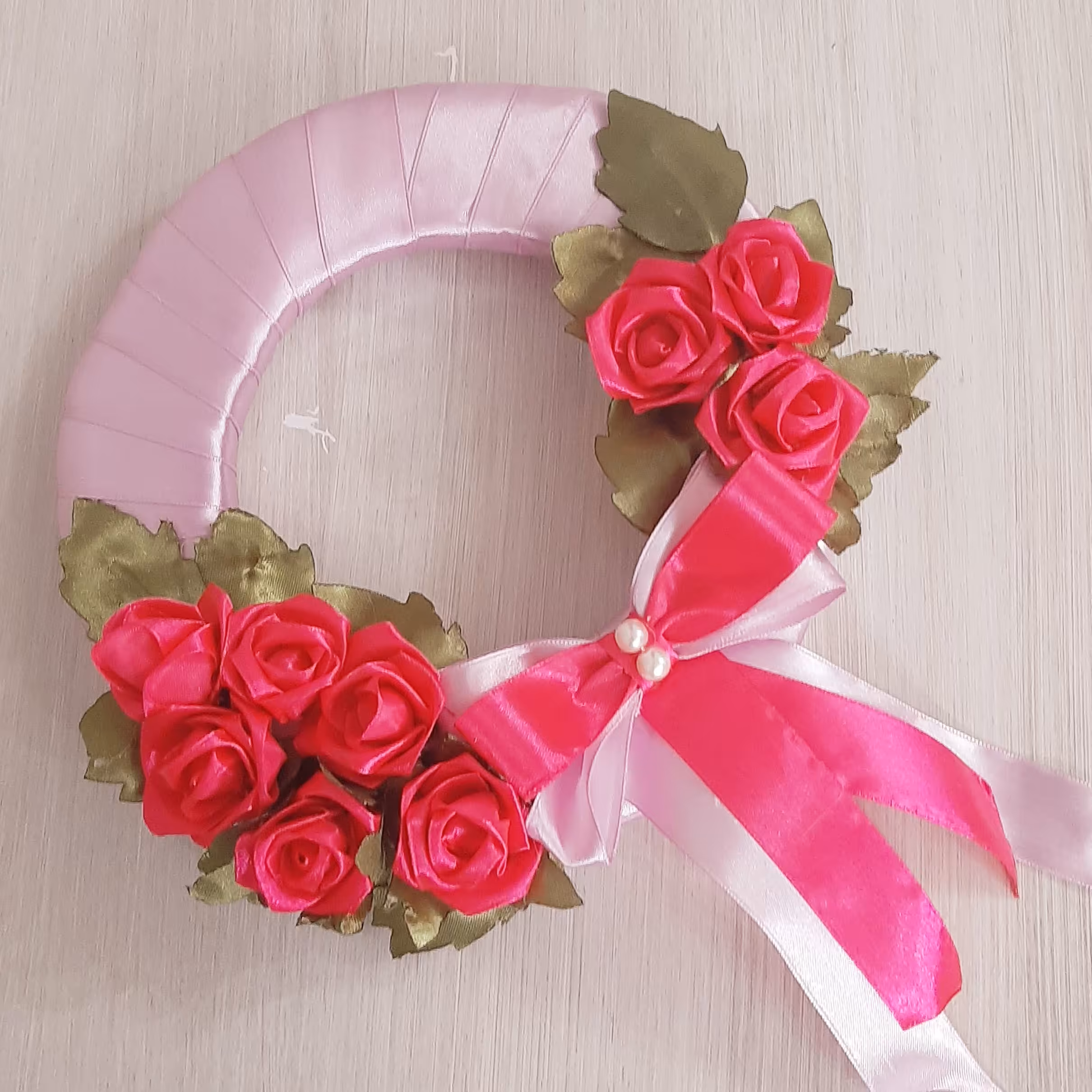 حلقه پشت دری زیبای ربانی