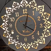 ساعت ال ای دی پر نور که مناسب برای دکور انواع مکان های خصوصی وعمومی است