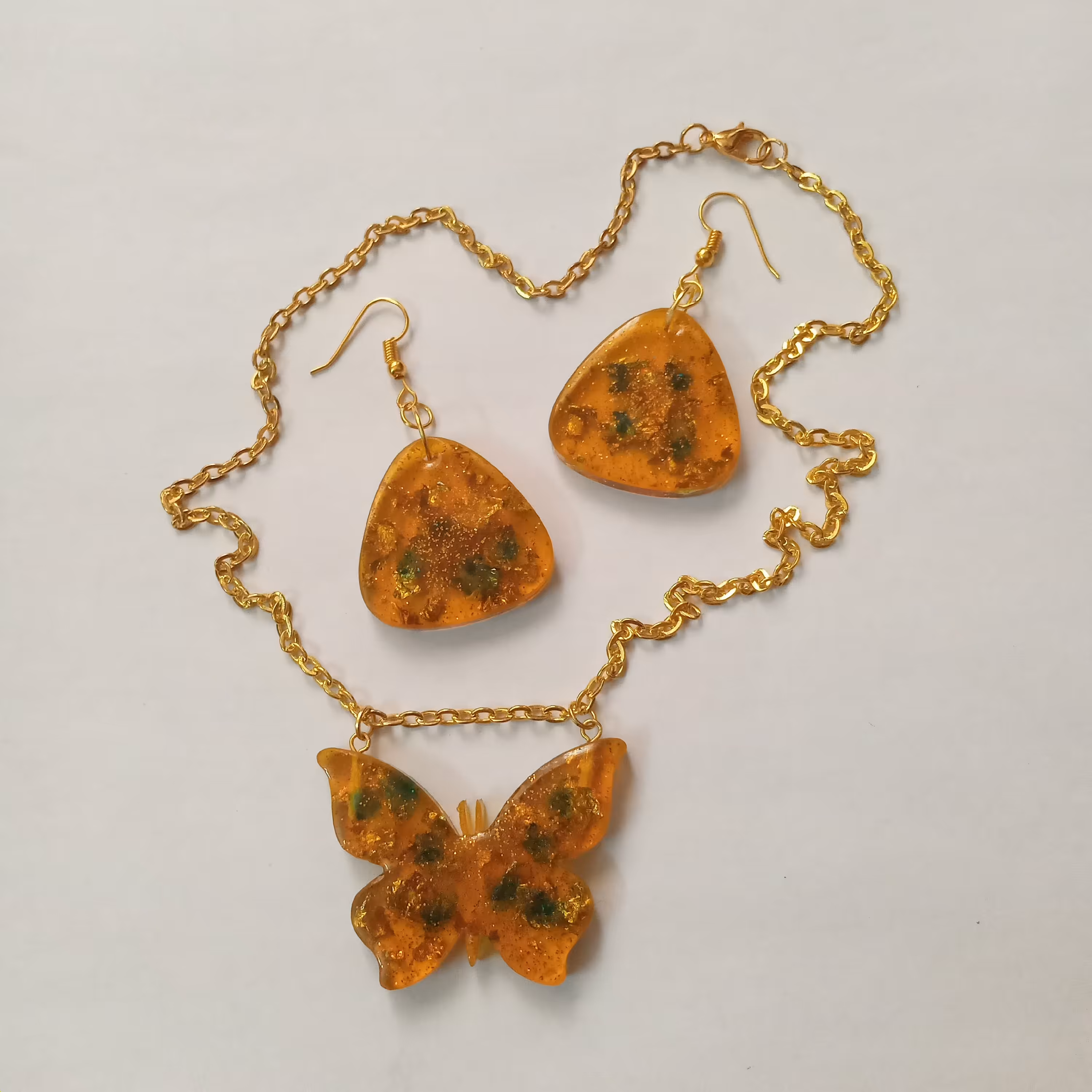 نیم ست گوشواره و گردنبند 