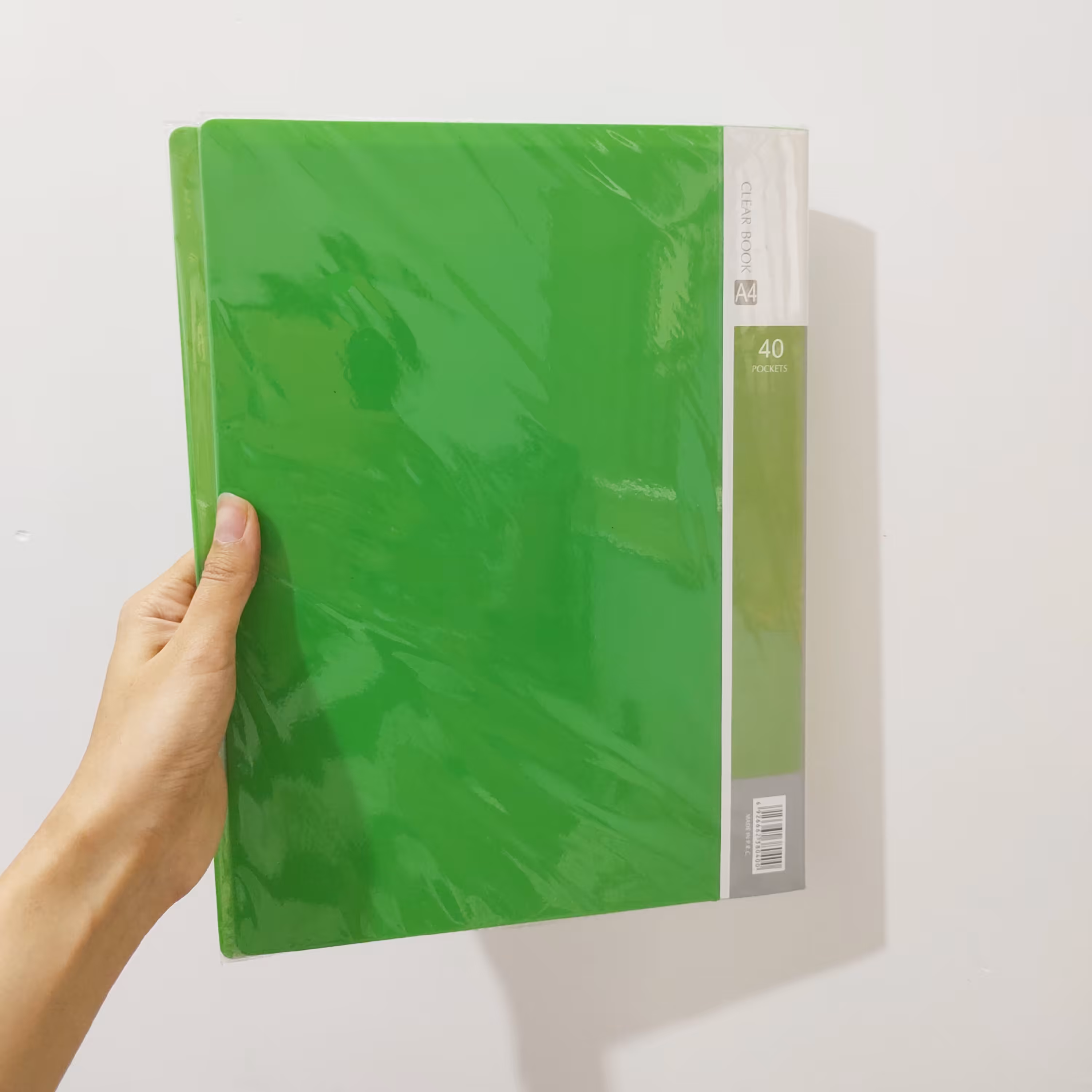 کلربوک 40برگ رنگ سبز  از برند کرونا