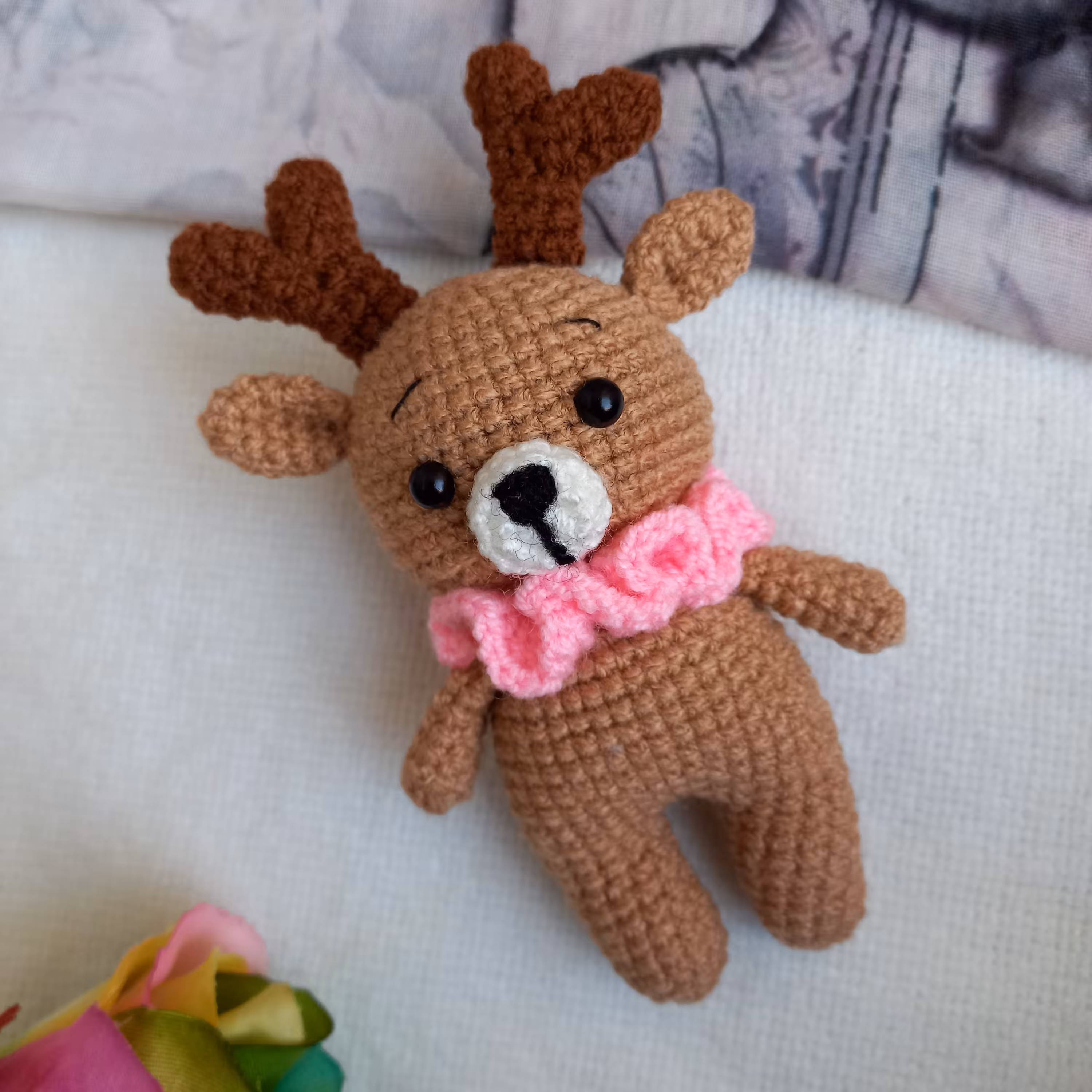 عروسک بافتنی گوزن 12 سانتی