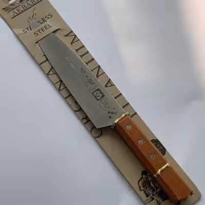 چاقو اصلی برند اکبری تیز و خوش دست