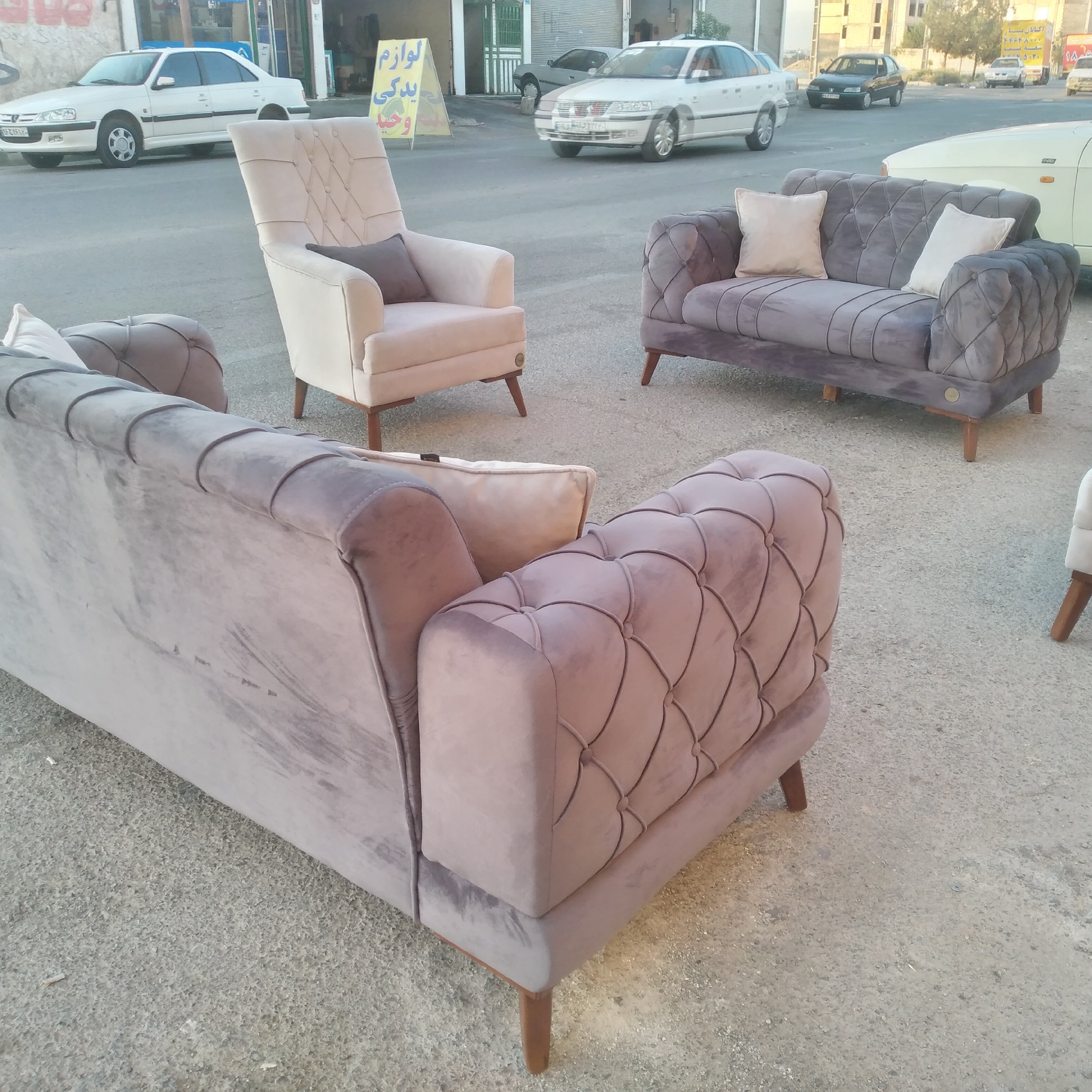 مبل راحتی کارن مدل چستر یونانی
