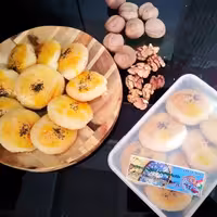 کلوچه قزوینی (گردویی )(ممتاز)(خانگی) هزینه ارسال با مشتری می باشد 