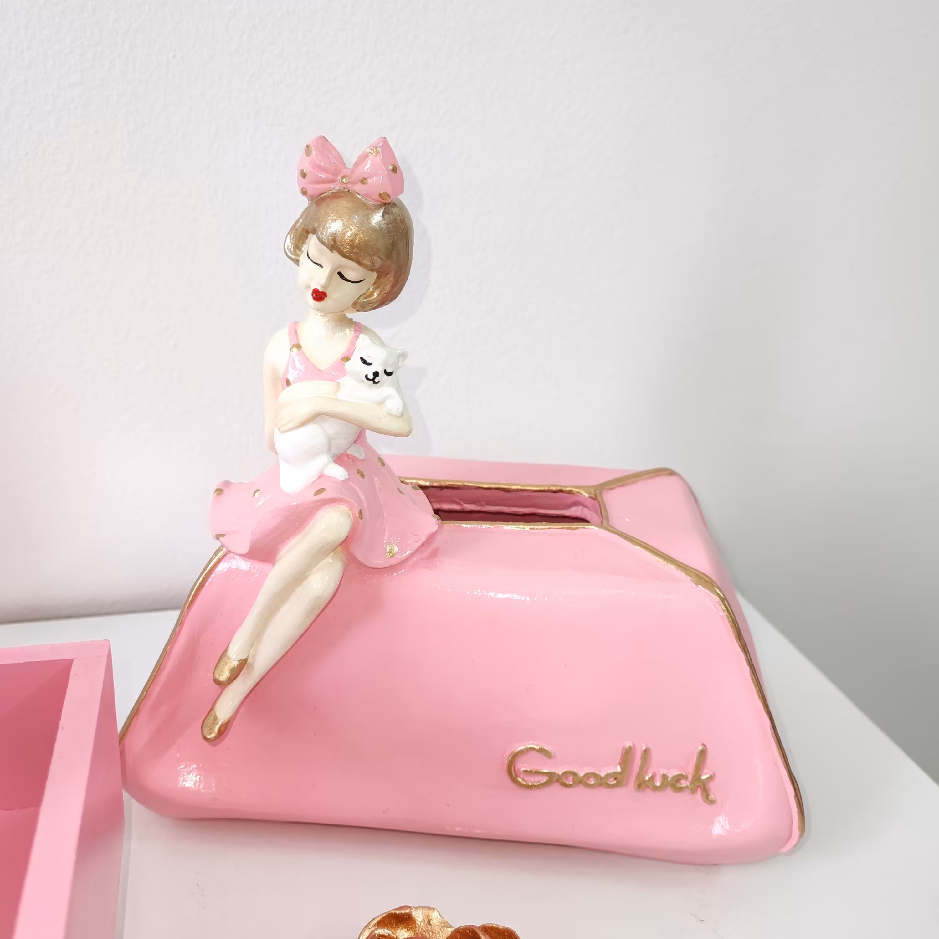 جادستمال کاغذی مدل دختر 