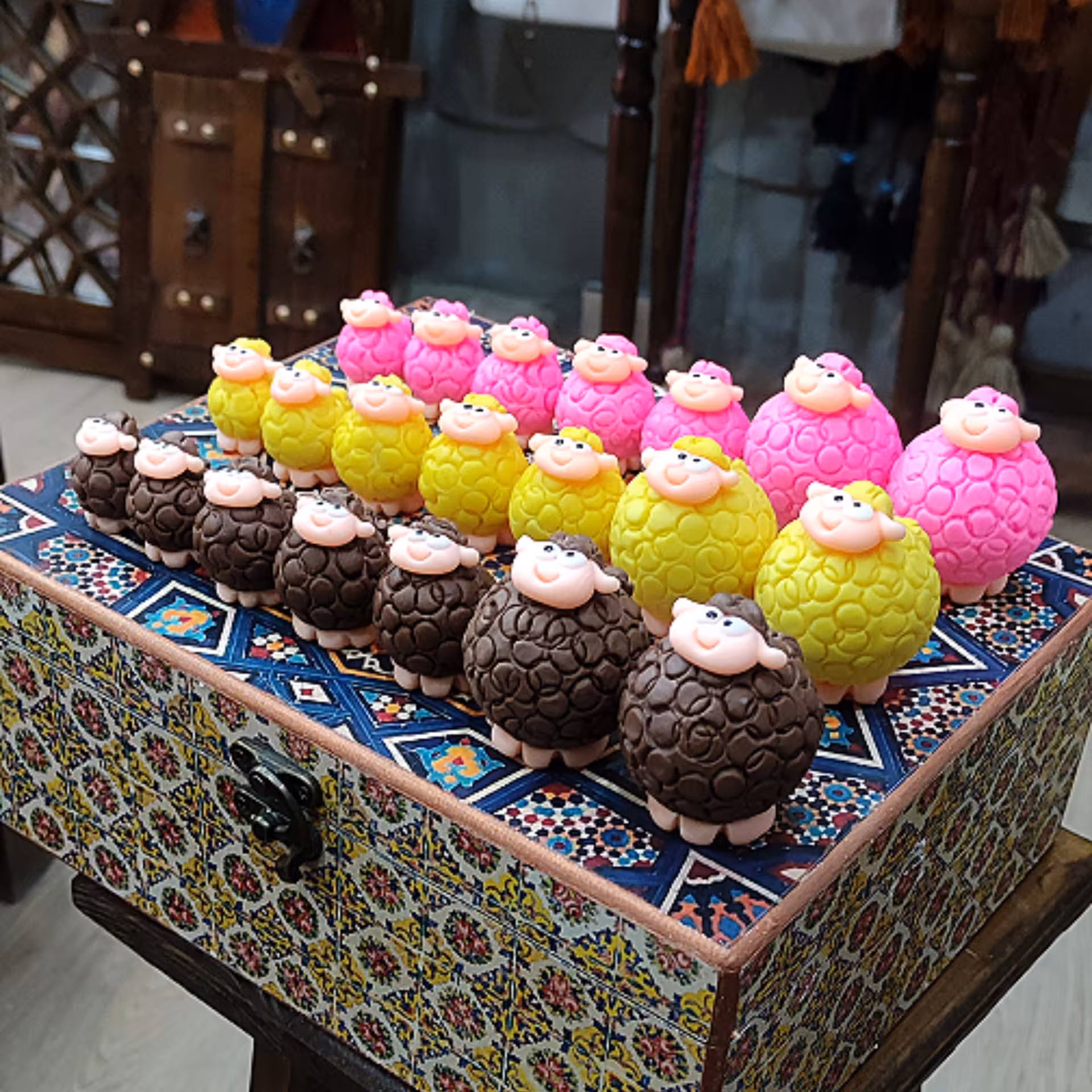 مجسمه خمیری 7 تایی گوسفند 5 تا 3 سانتی 