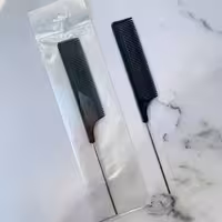 شانه دم باریک پلاستیکی مدل ریز