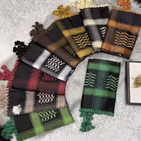 شال چفیه منگوله دار شیری