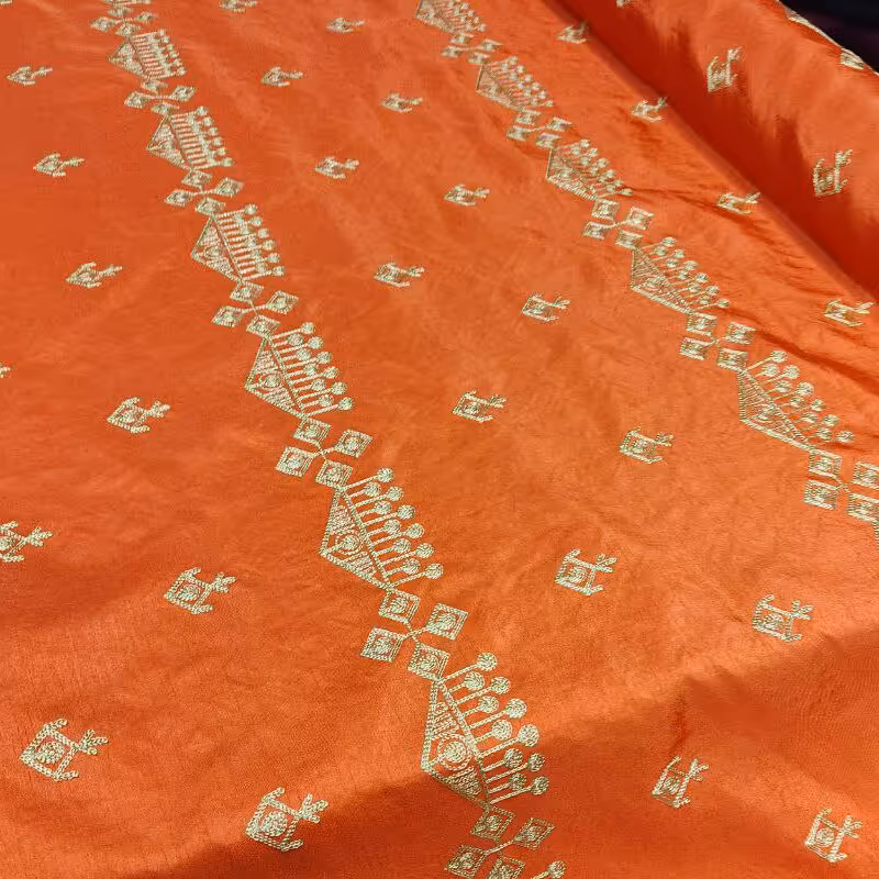 تافته خامه دوزی 