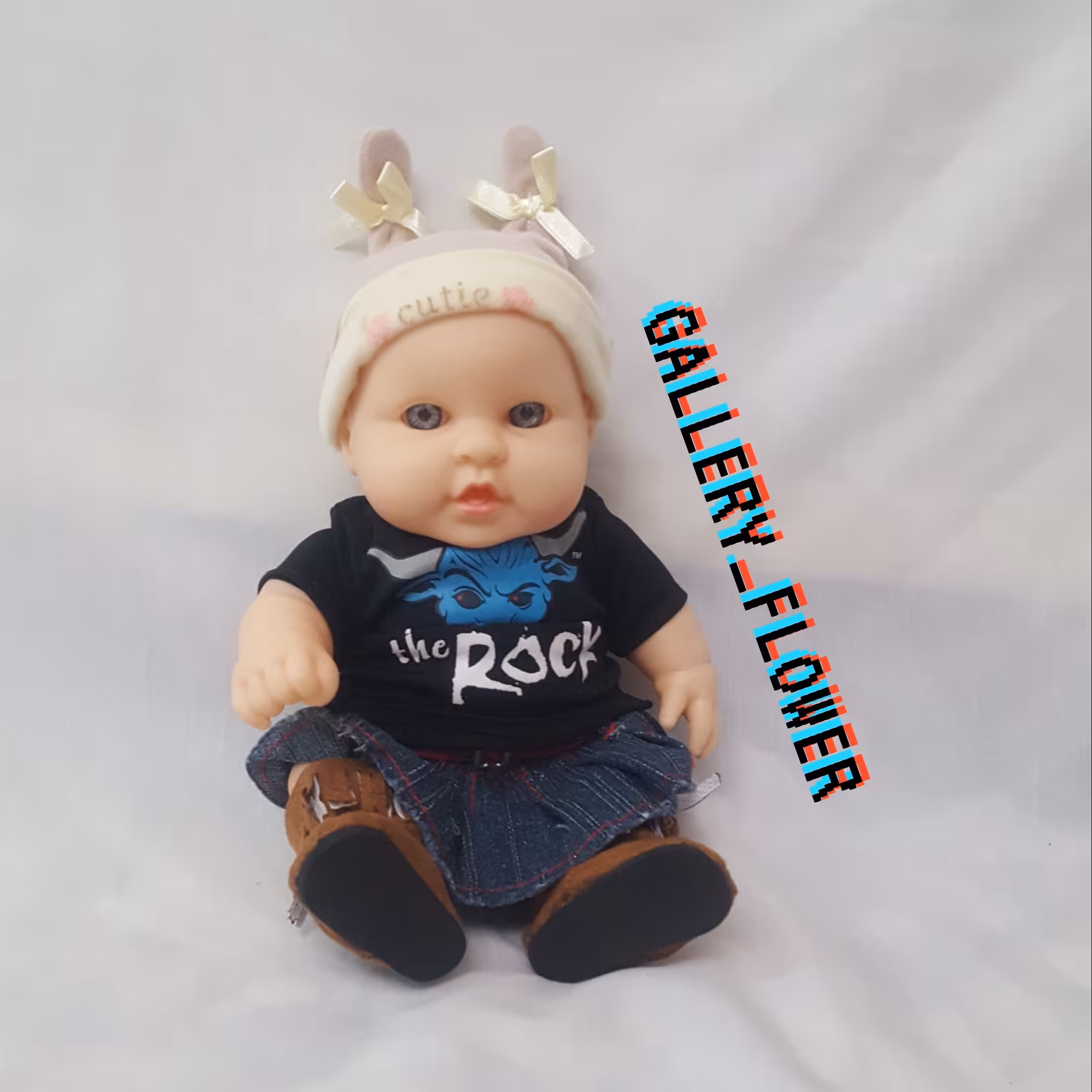 عروسک نوزادی با کلاه و کفش کد 1