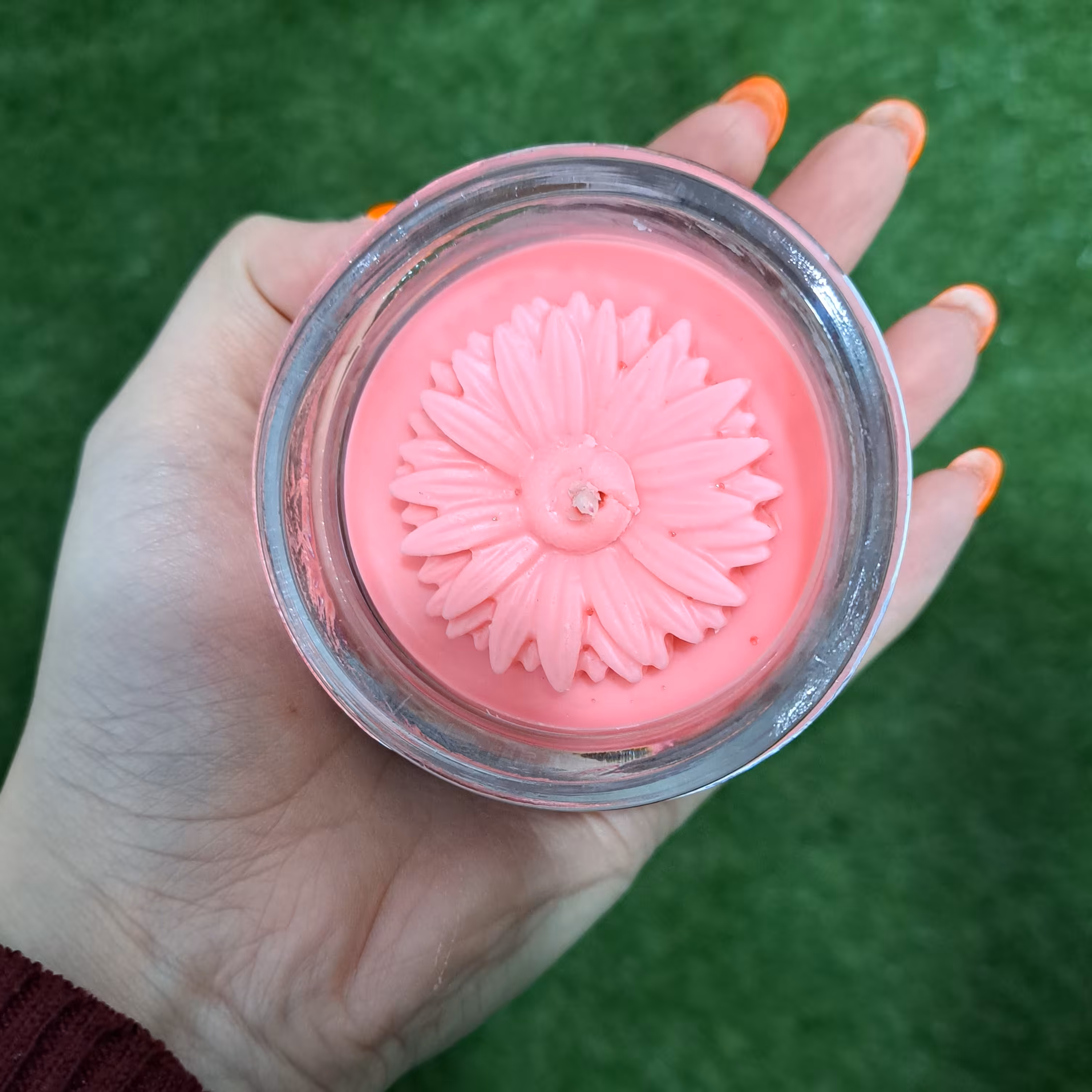 شمع با رایحه آدامس طرحدار  