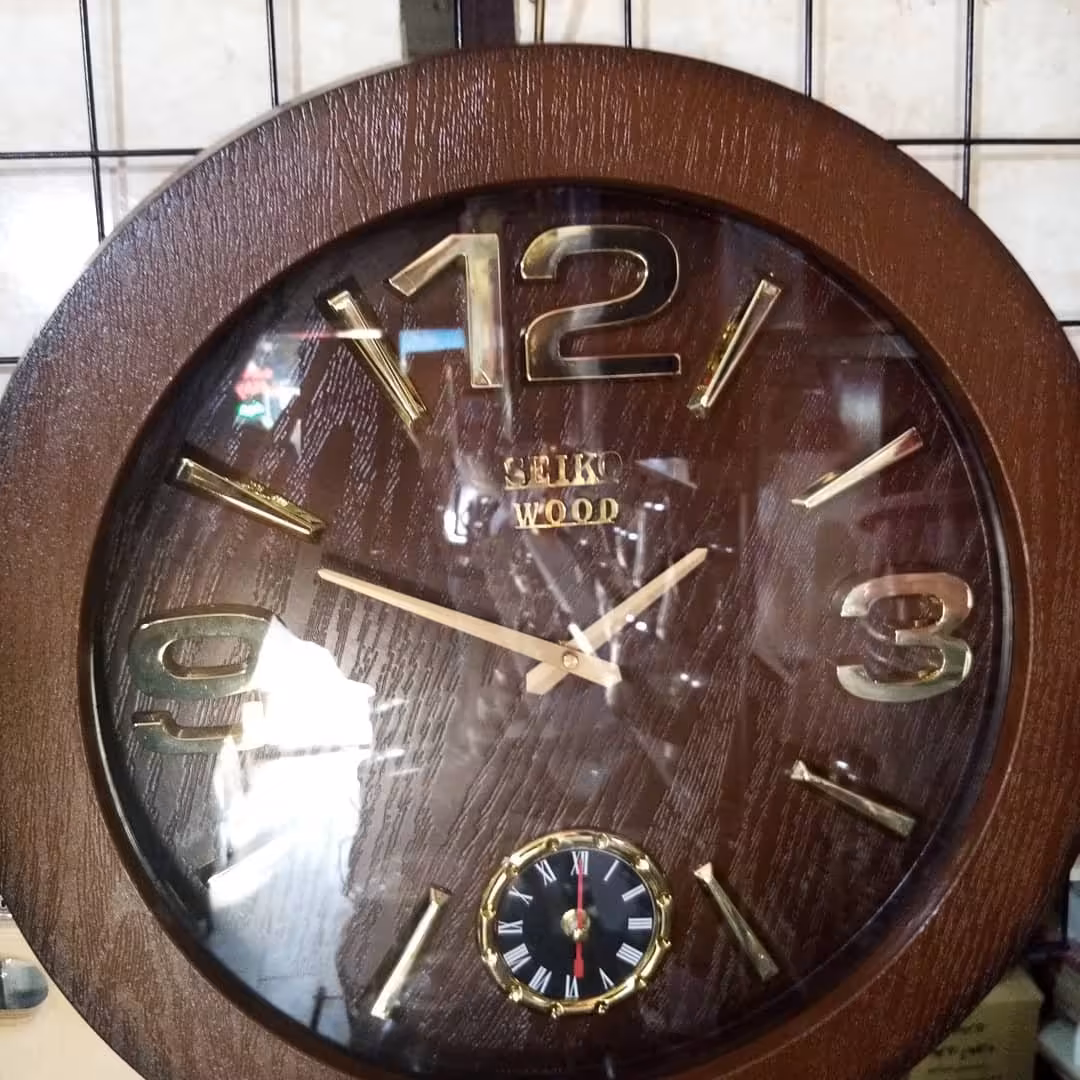 ساعت دیواری  چوبی SEIKO