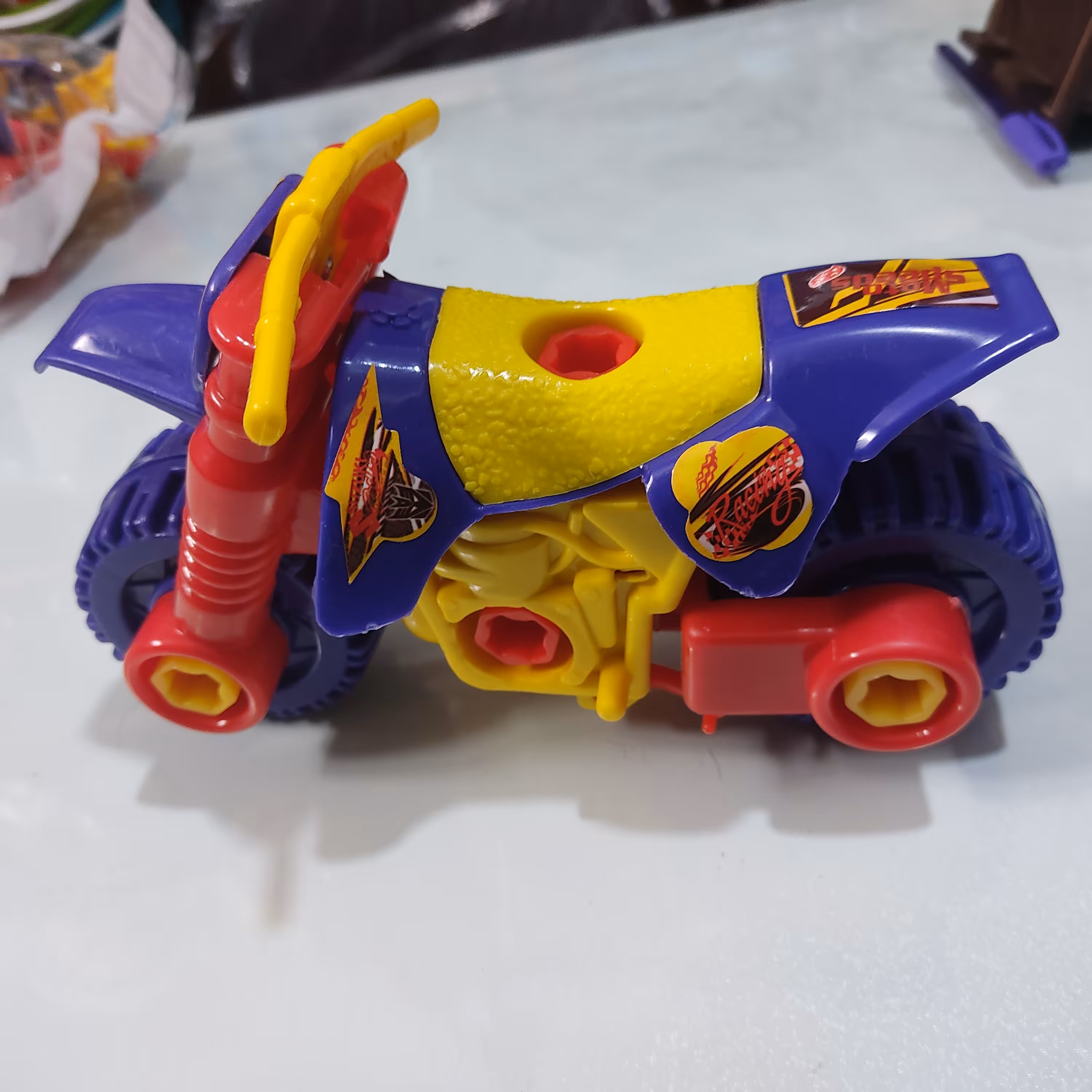 موتور پیچ و مهره دار و باز شو