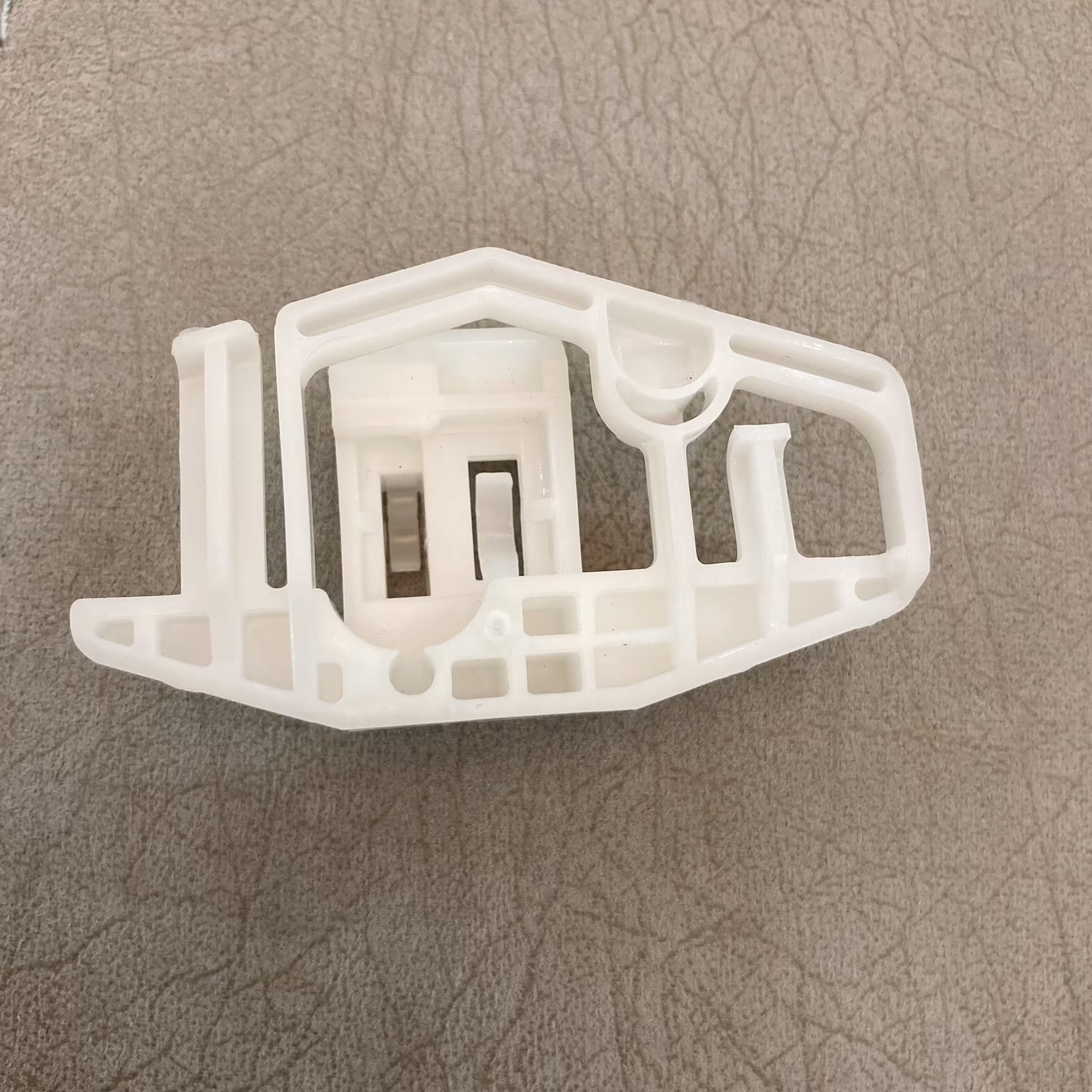 کشویی (سیمگیر) شیشه بالابر جلو پژو 206 در بسته 2 عددی سمت چپ و راست.