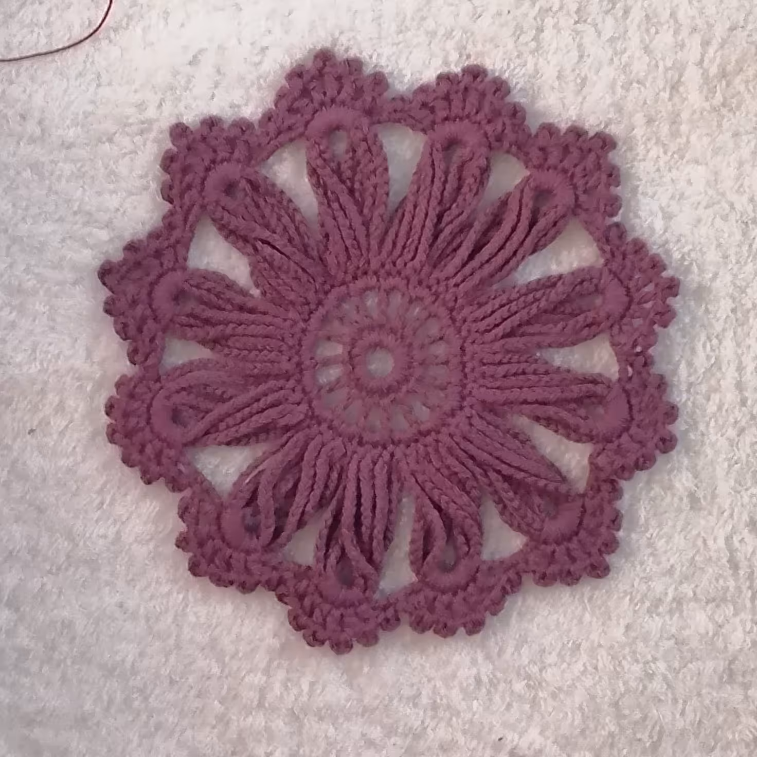 رومیزی کوچک بافتنی