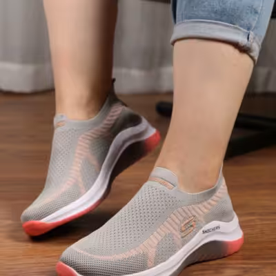 کتانی. مناسب پیاده روی. سبک