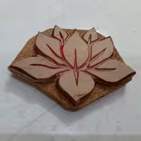 مهر لینو ، طرح نیلوفر آبی