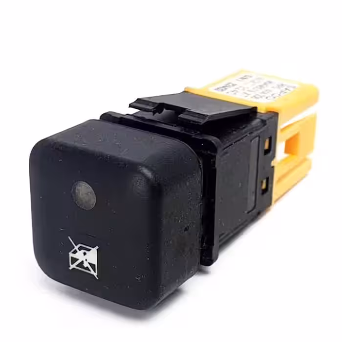 کلید قفل کننده شیشه بالابر عقب کروز پلاس مناسب  پژو 207  کد CR33060202