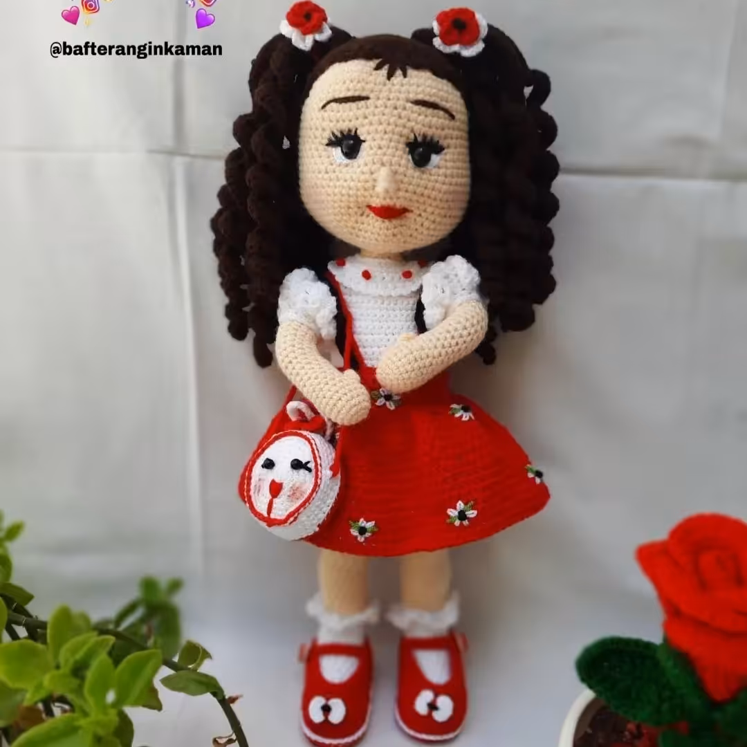 عروسک بافتنی