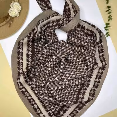 روسری پلیسه ای