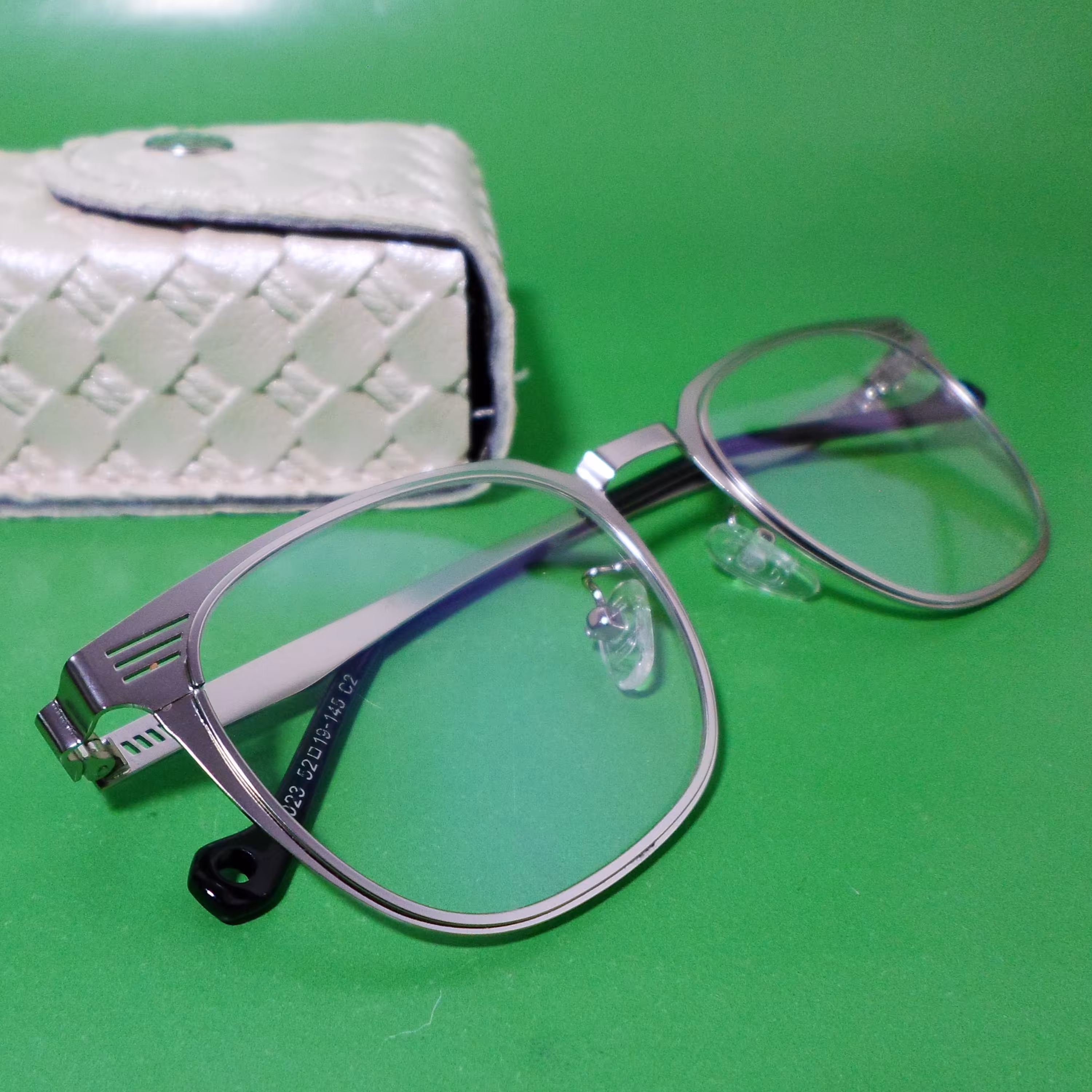 عینک طبی گوچی مدل لیسانس