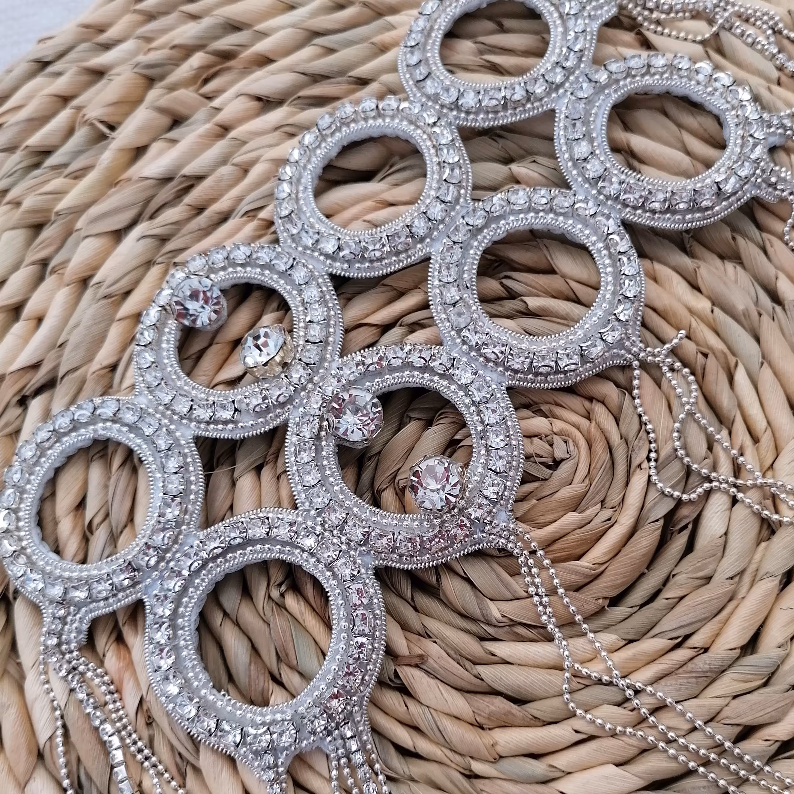 سر دوشی جواهردوزی با سنگ