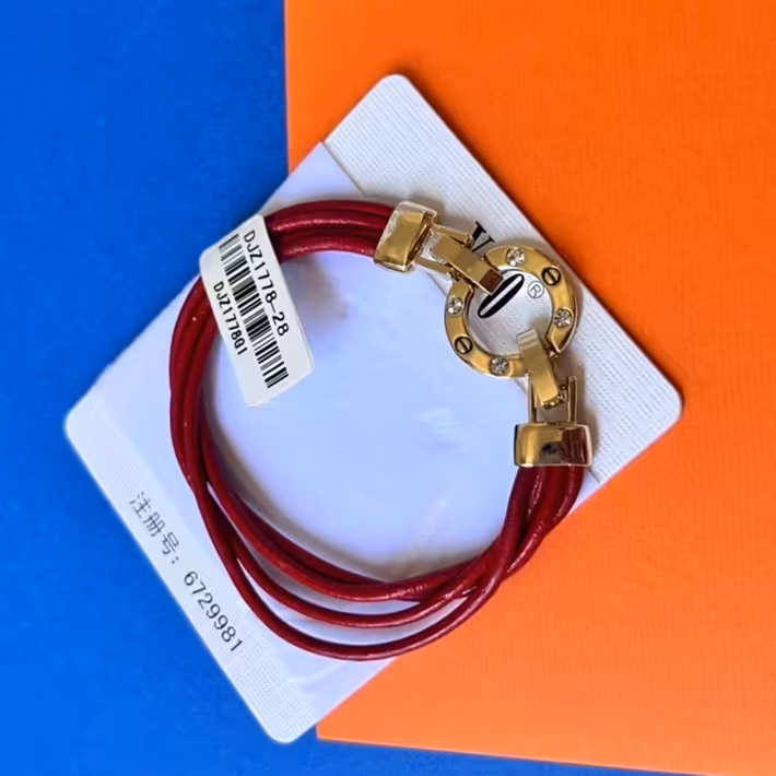 دستبند قرمز استیل