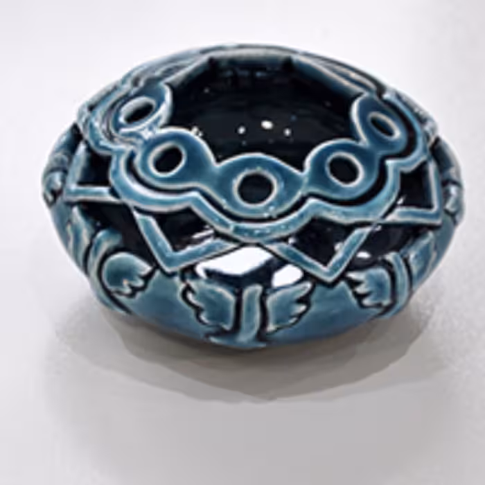 ظرف سفالی آبی کوچک