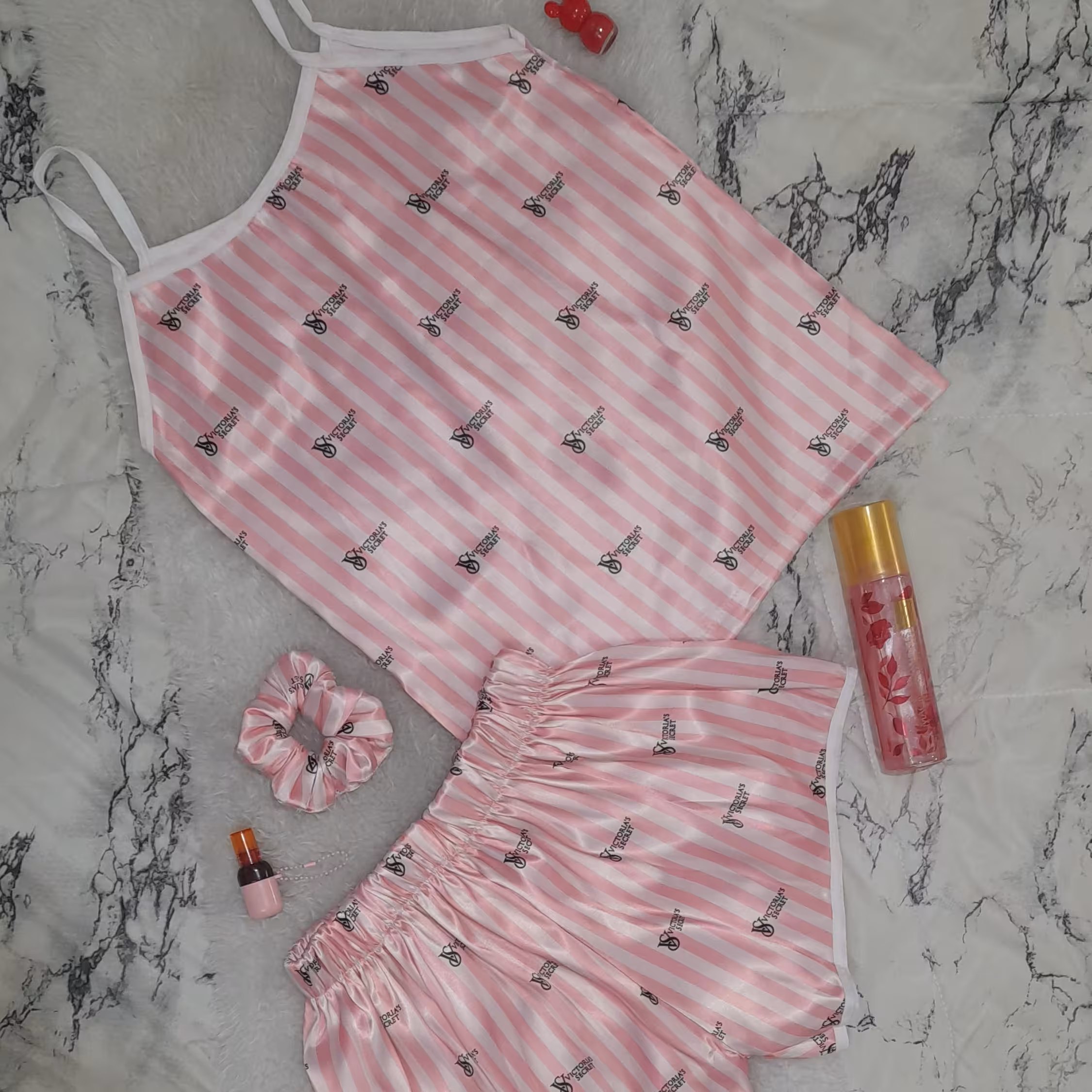 لباس خواب صورتی ویکتوریا سکرت