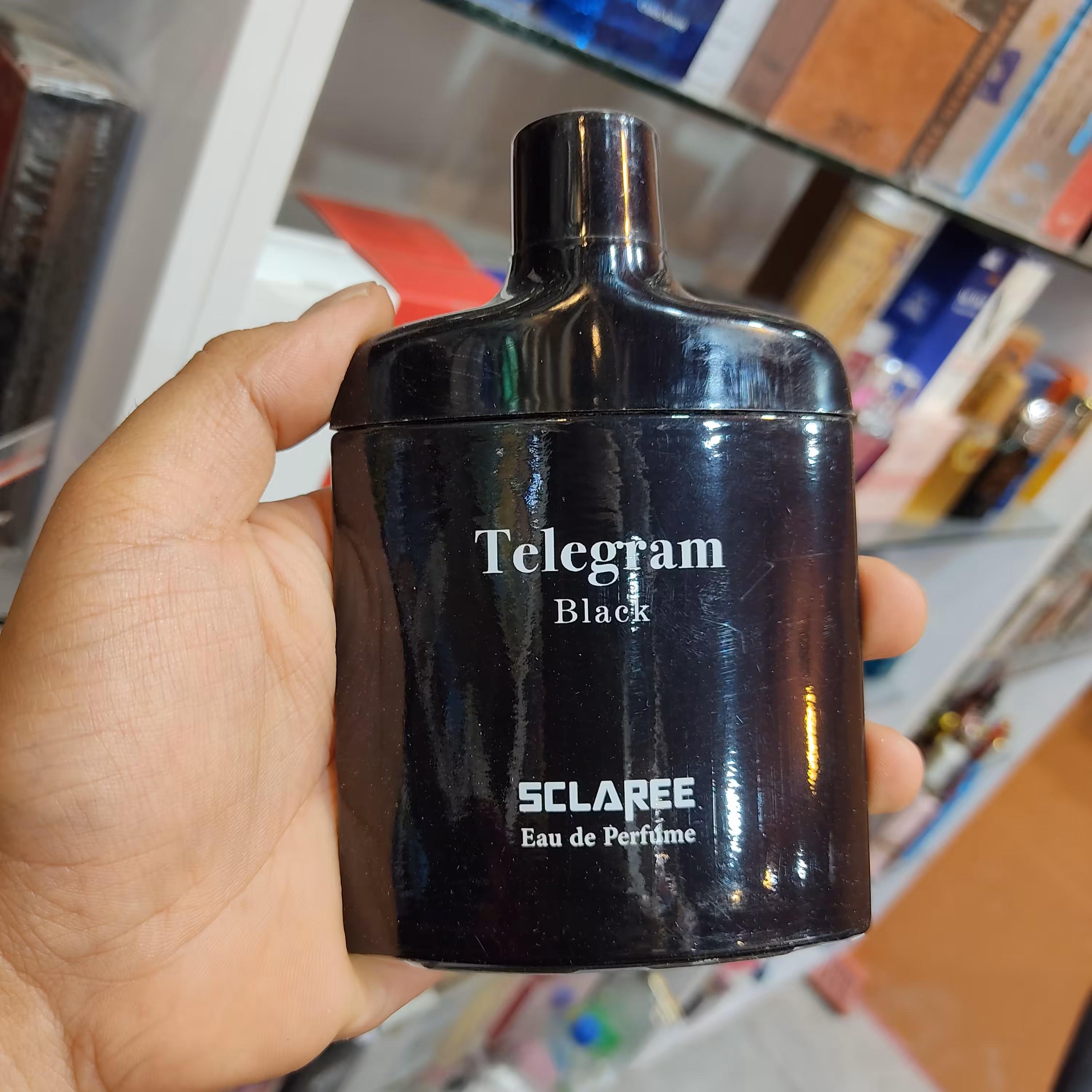 ادکلن تلگرام مشکلی اسکلاره بوی گلادیاتور اصلی درجه یکش