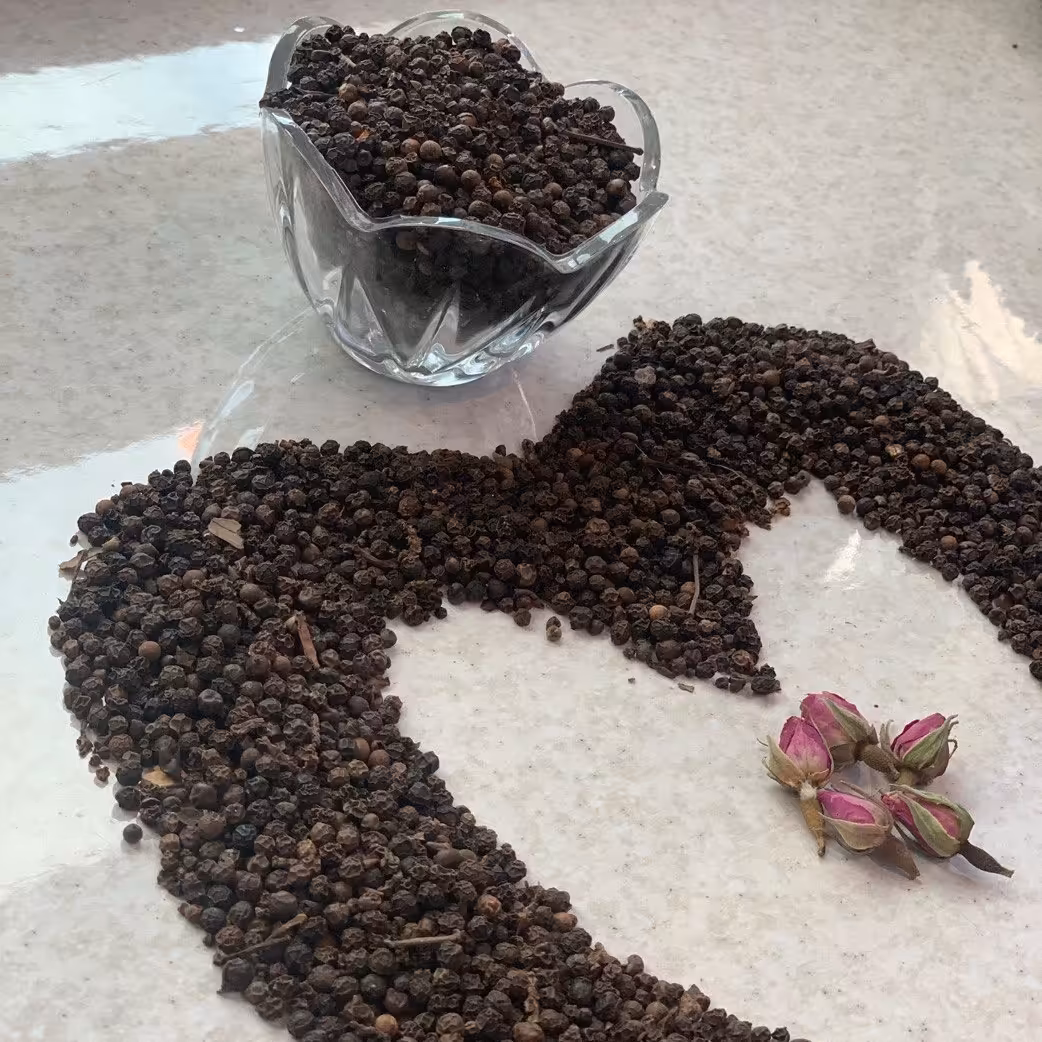فلفل سیاه نکوبیده باکیفیت و درجه یک 100 گرمی 