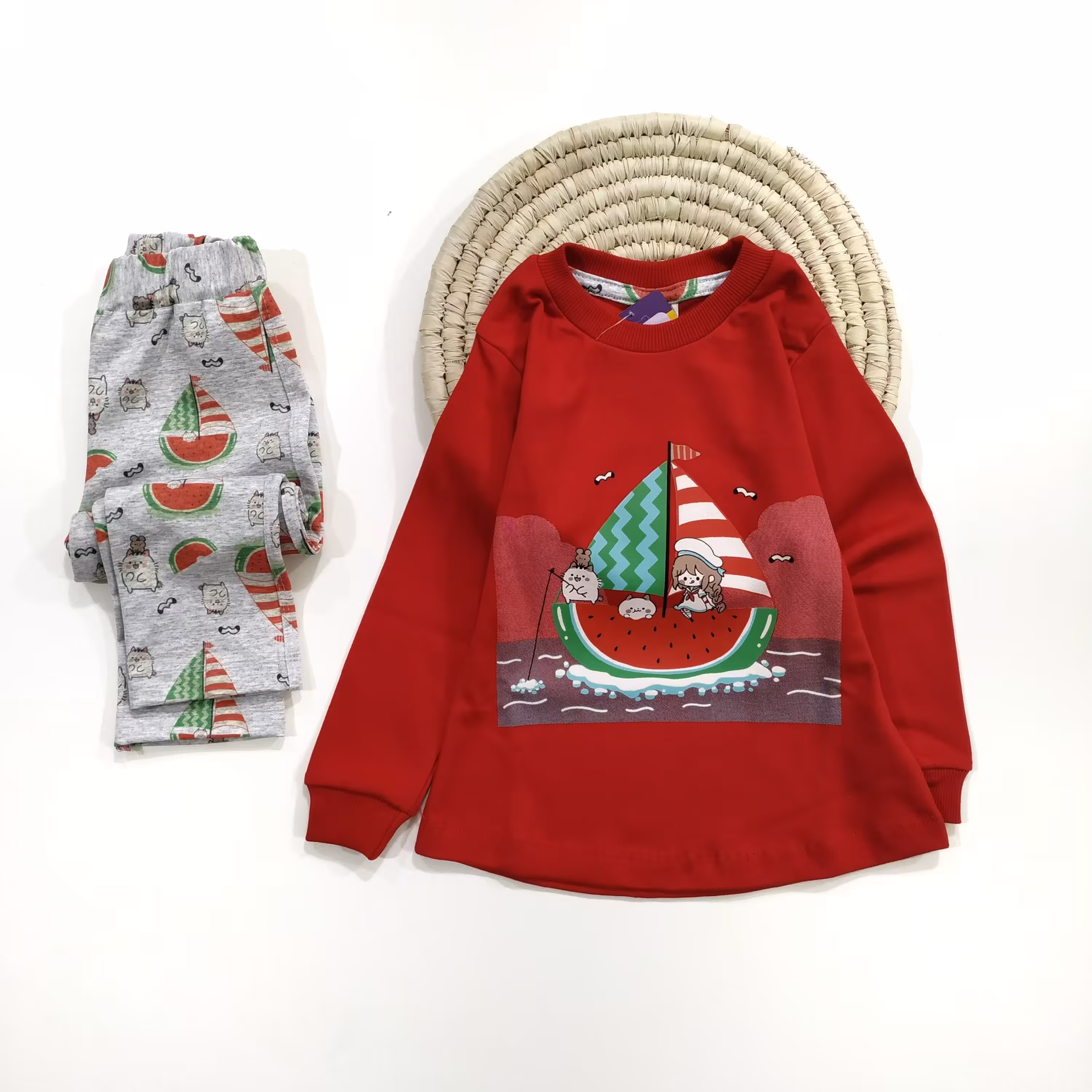 ست اسپرت هندونه ای جذاب مناسب شب یلدا