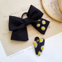  پاپیون گلدوزی شده  به همراه گلسر ست