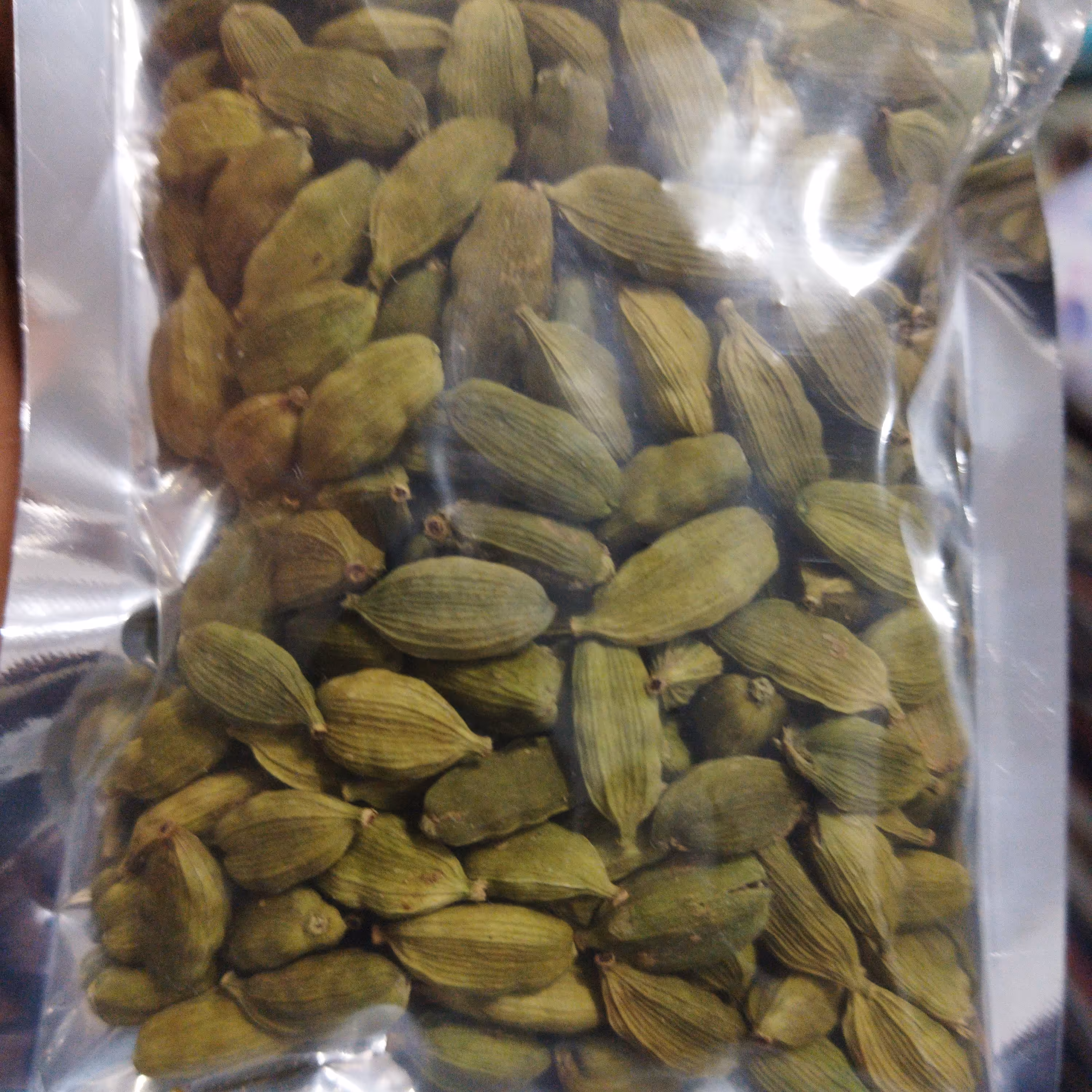 هل اکبر اعلا خوش عطروطعم (10گرم)