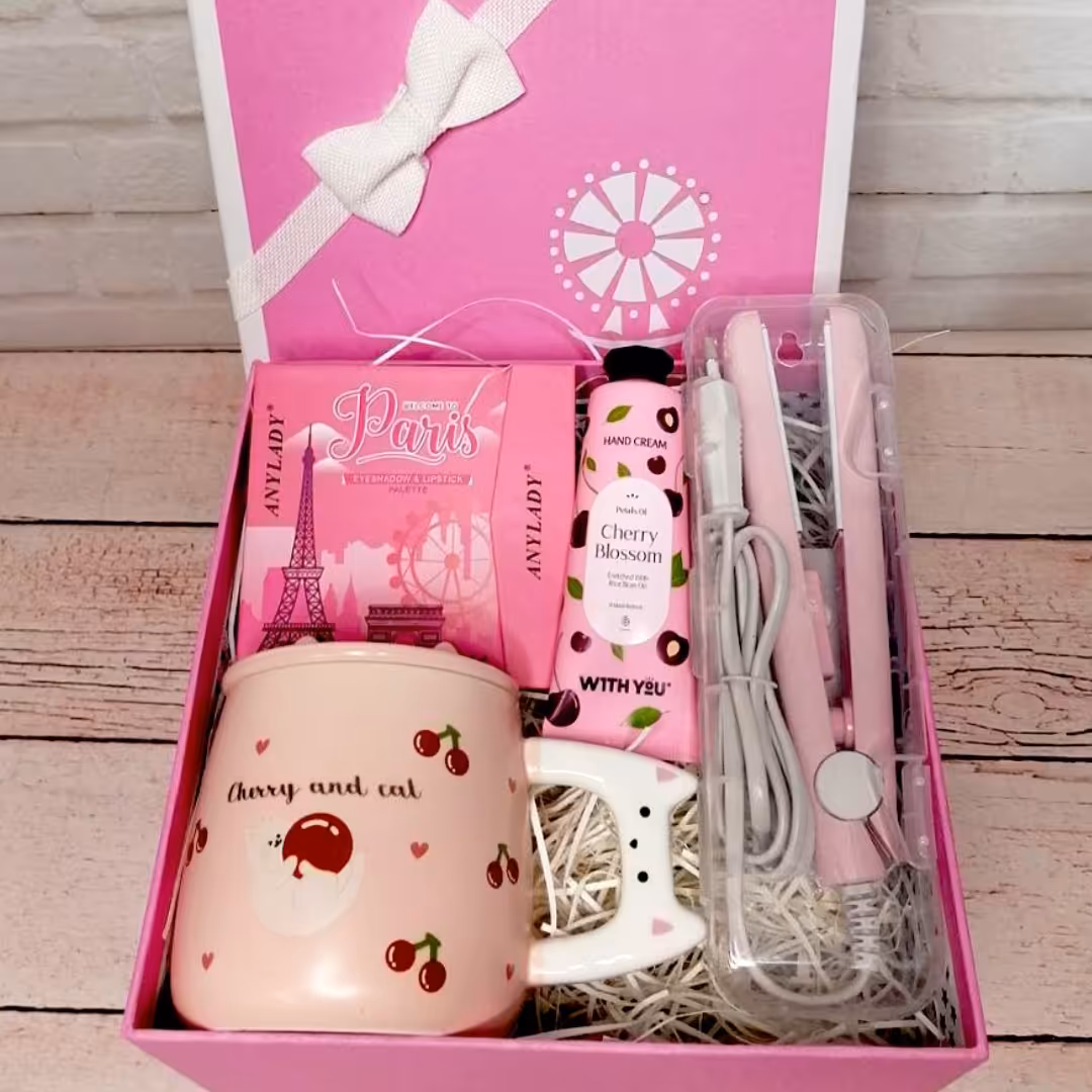 باکس هدیه جذاب زنانه و دخترانه کیوت