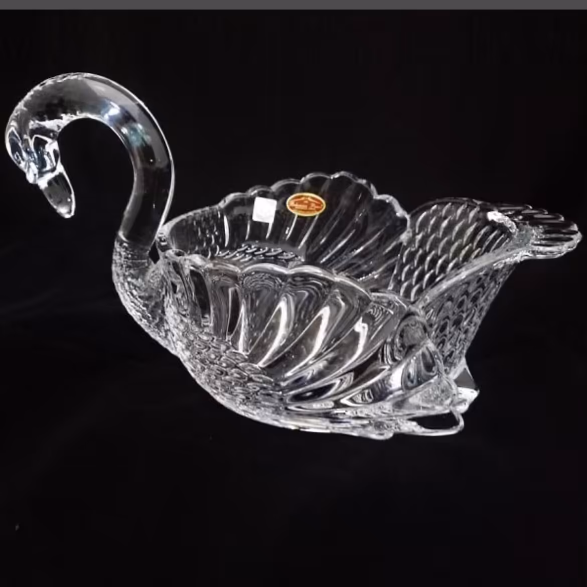 آجیل خوری طرح قو برند بوهمیا