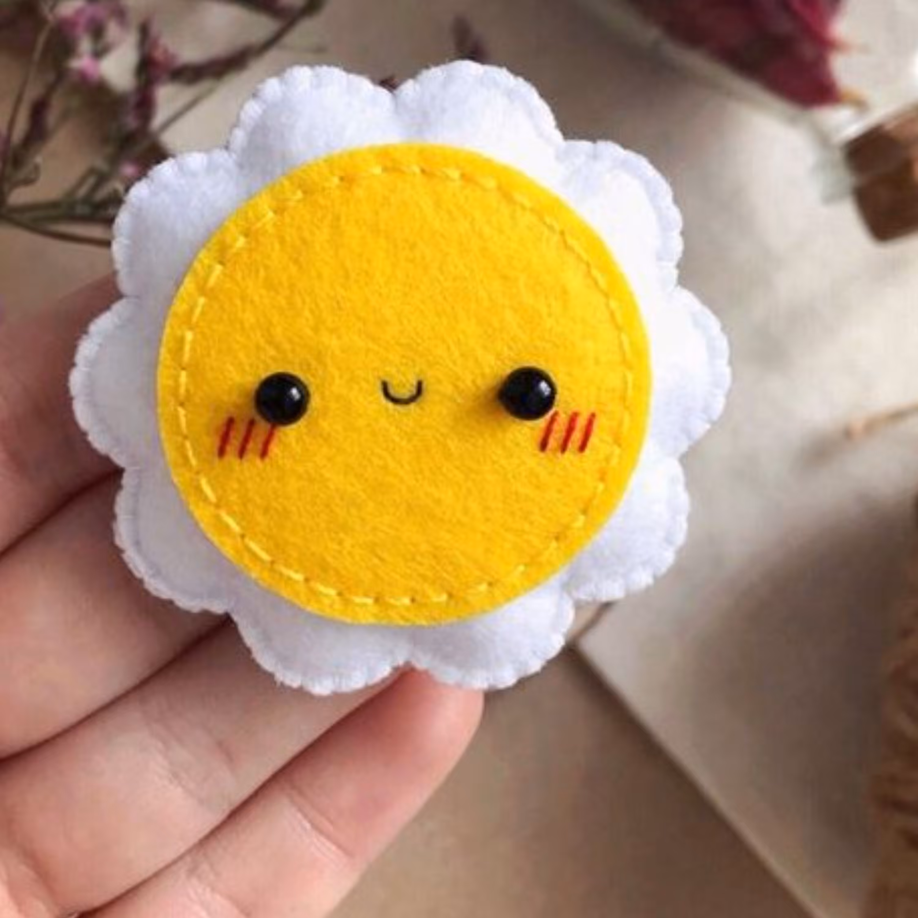 مگنت رو یخچالی نمدی ( طرحی بسیار بامزه و زیبا )