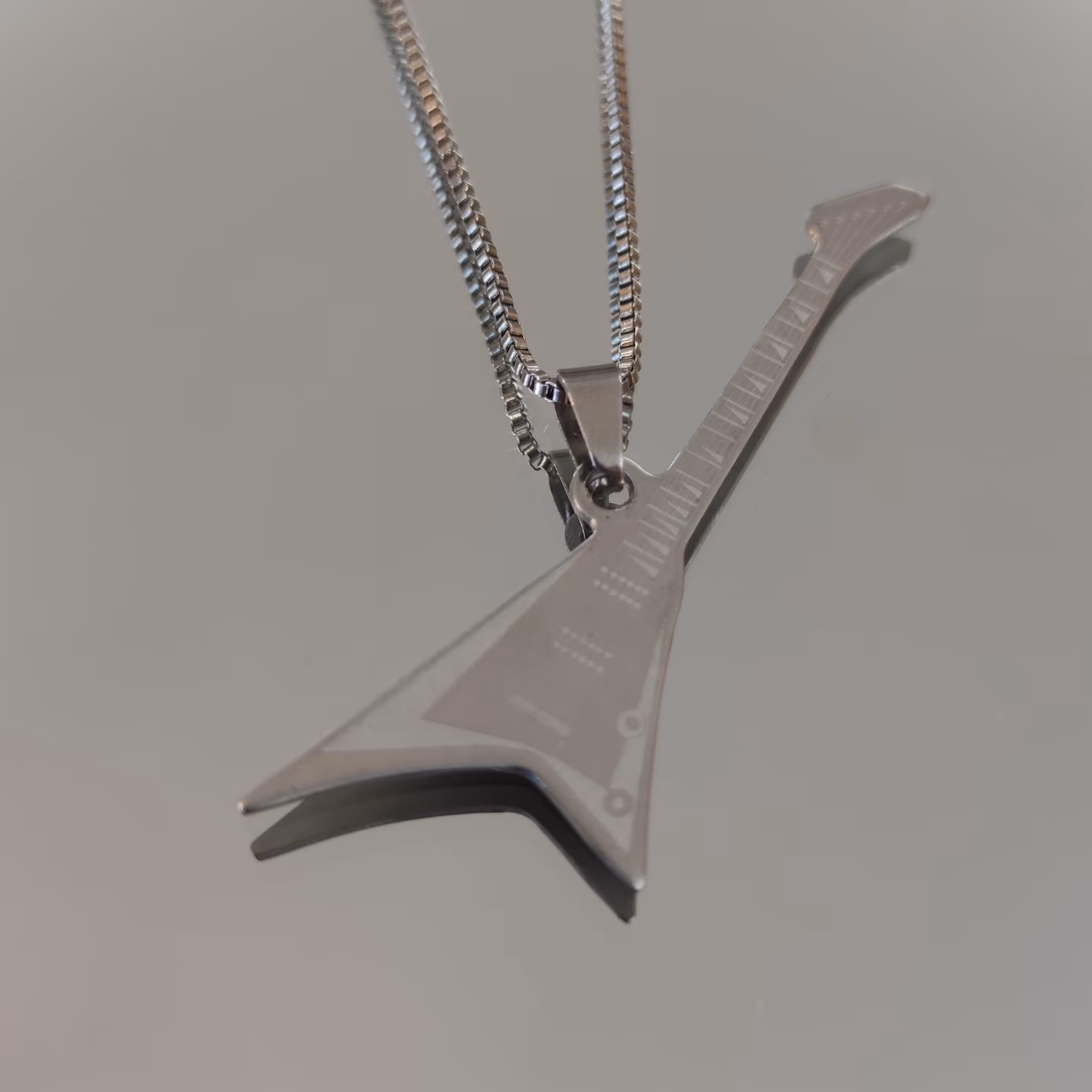 پلاک و زنجیر گیتار الکترونیک استیل