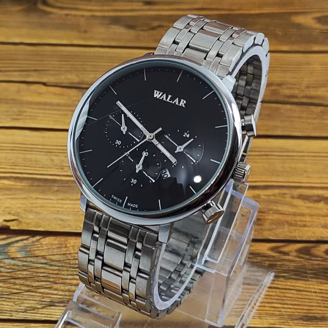 *اسم کالا : ساعت  والار مدل 02306 طرح 3موتور
*مناسب برای : آقایان
*تک موتور
*جنس بدنه : فلزی
*ابعاد بدنه :40 *40 میلیمتر