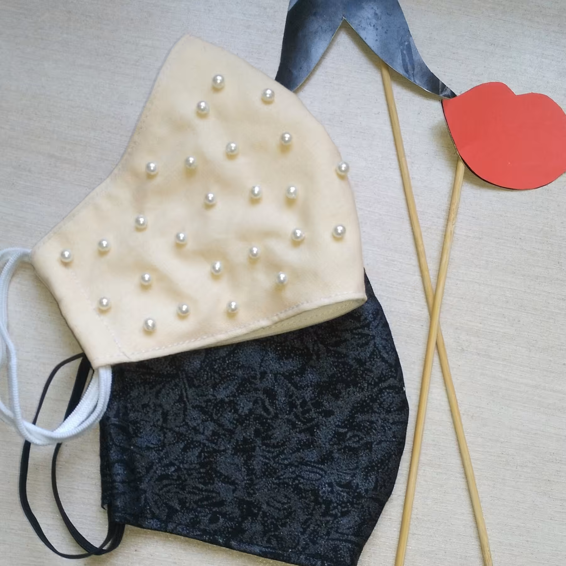 ماسک دلبرانه عروس وداماد