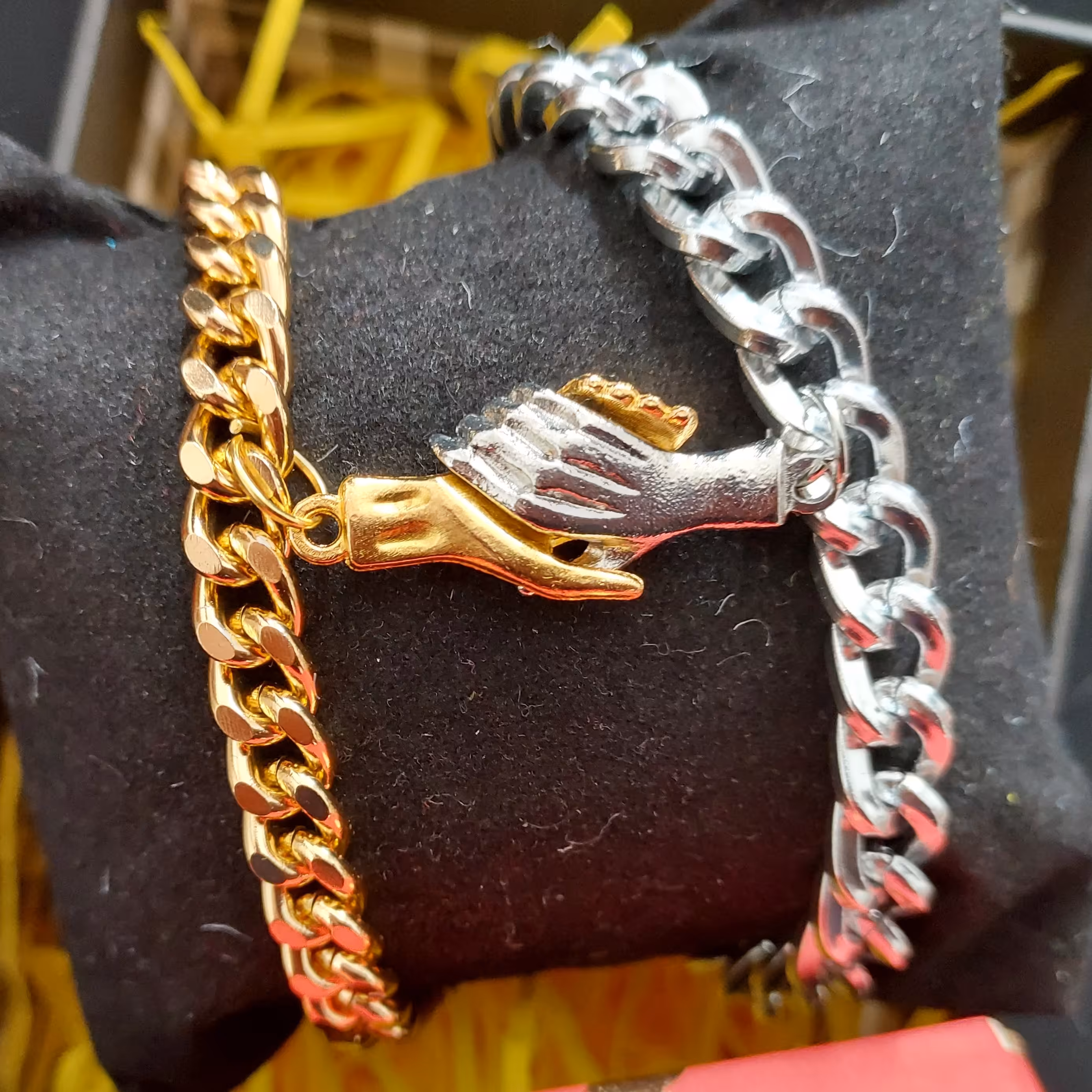 دستبند ست کارتیر  طلایی و نقره ای با مگنت دست مگنت قابل تغییره