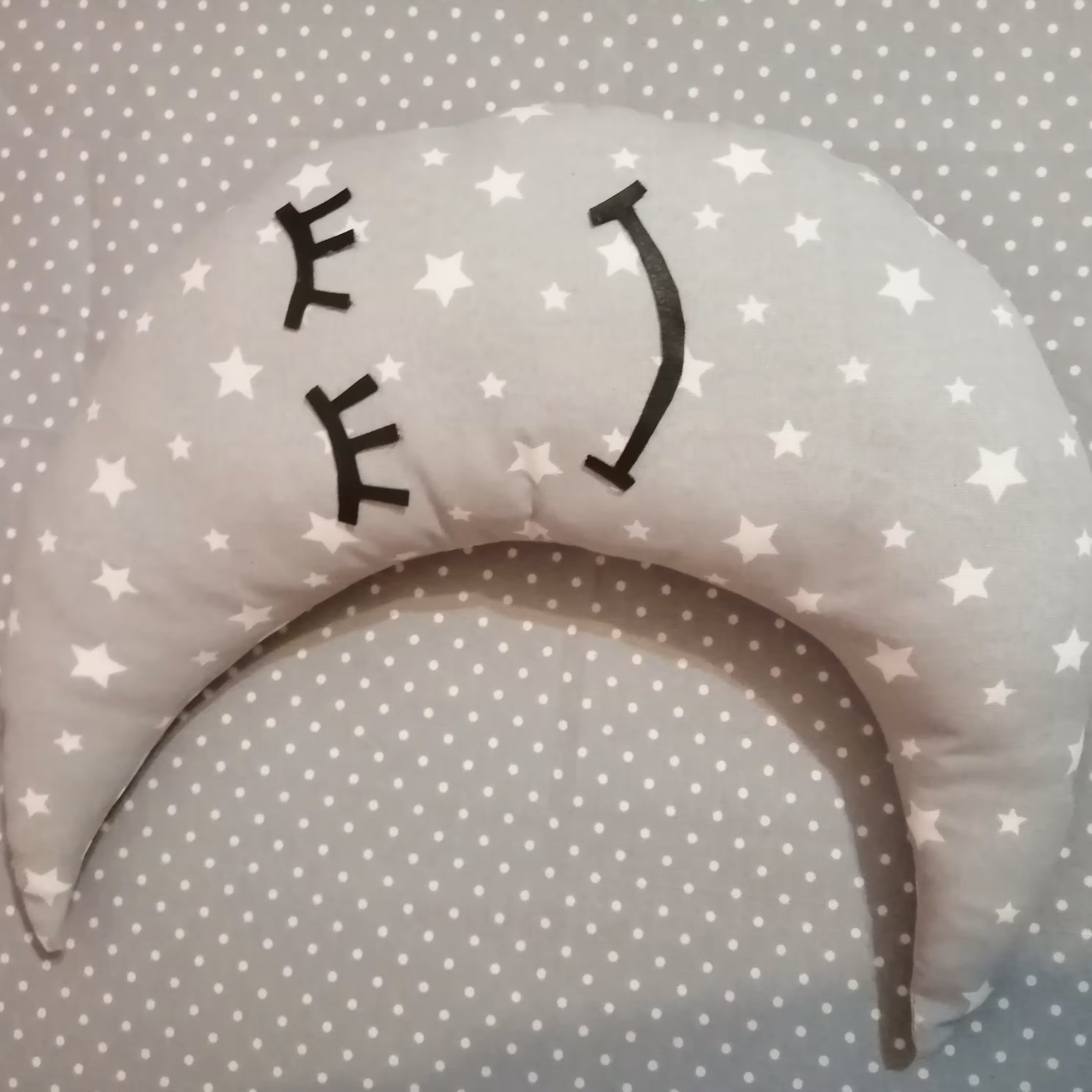 کوسن ماه خندان