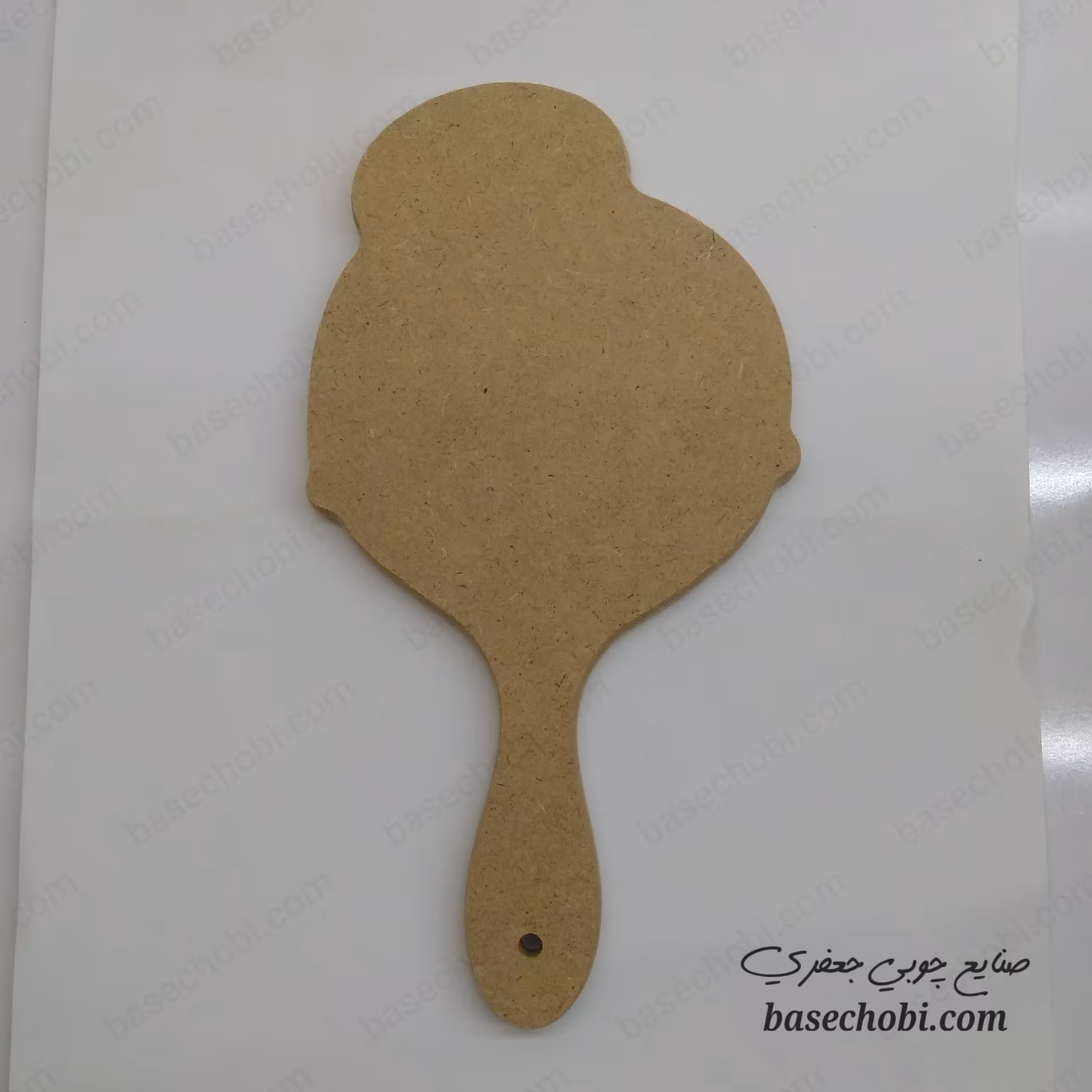 آینه دستی و کیفی مدل بالرین سایز 20در10 سانتی متر  جنس ام دی اف خام قابل رنگ آمیزی با آینه نصب شده