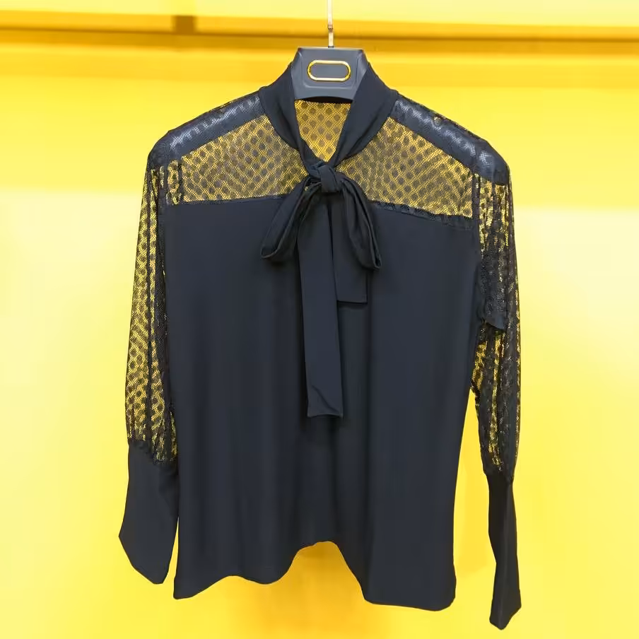 شومیز یقه کرواتی آستین تور