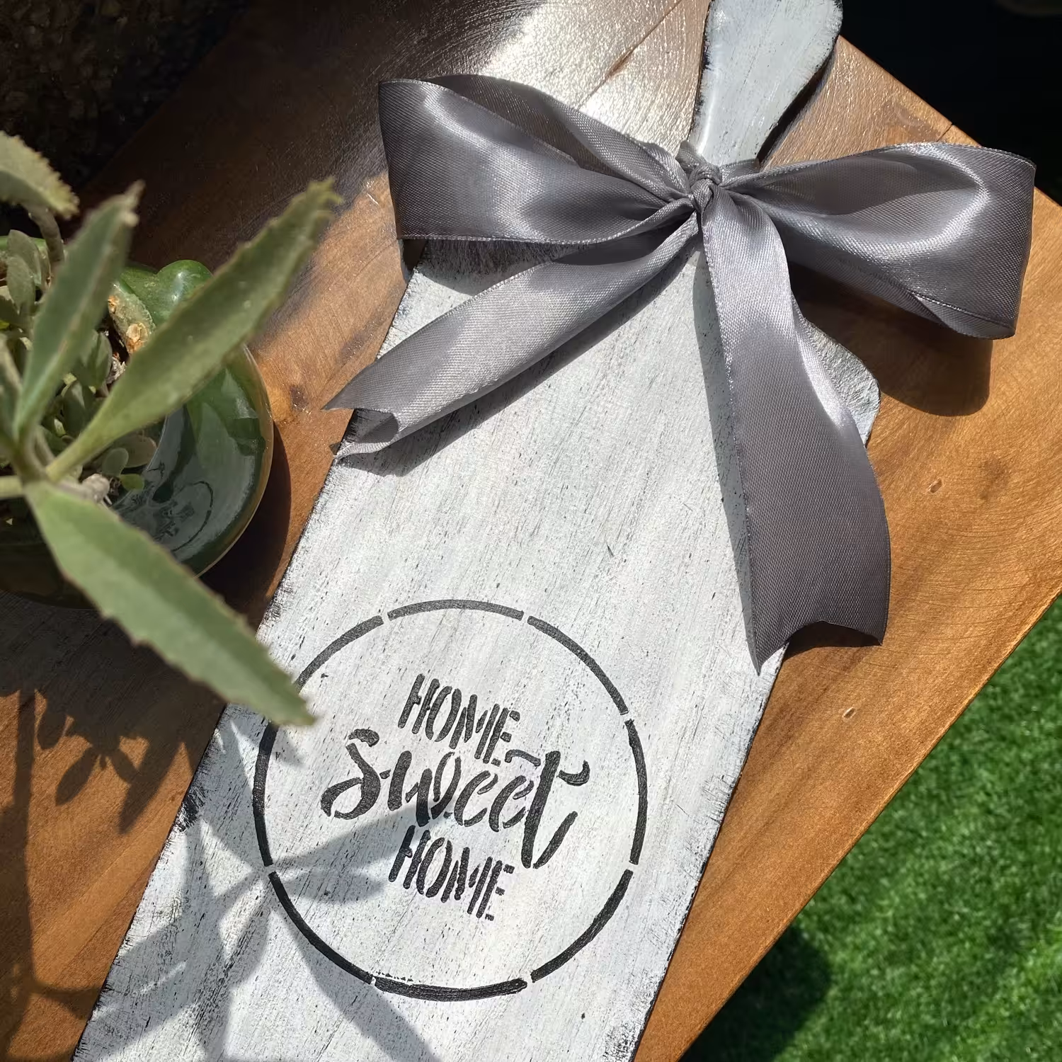 تخت سرو ژورنالی سوییت هوم