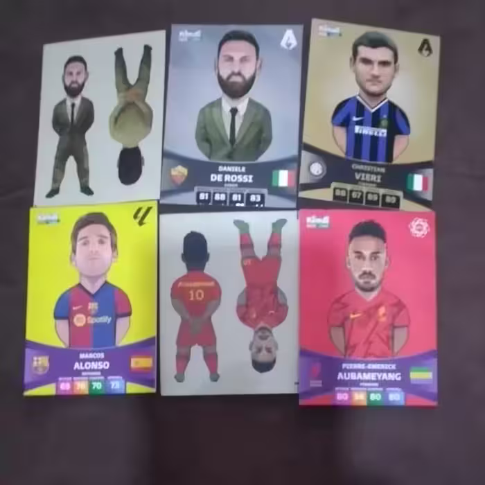 4 عدد کارت کیمدی و دو عدد فیگور