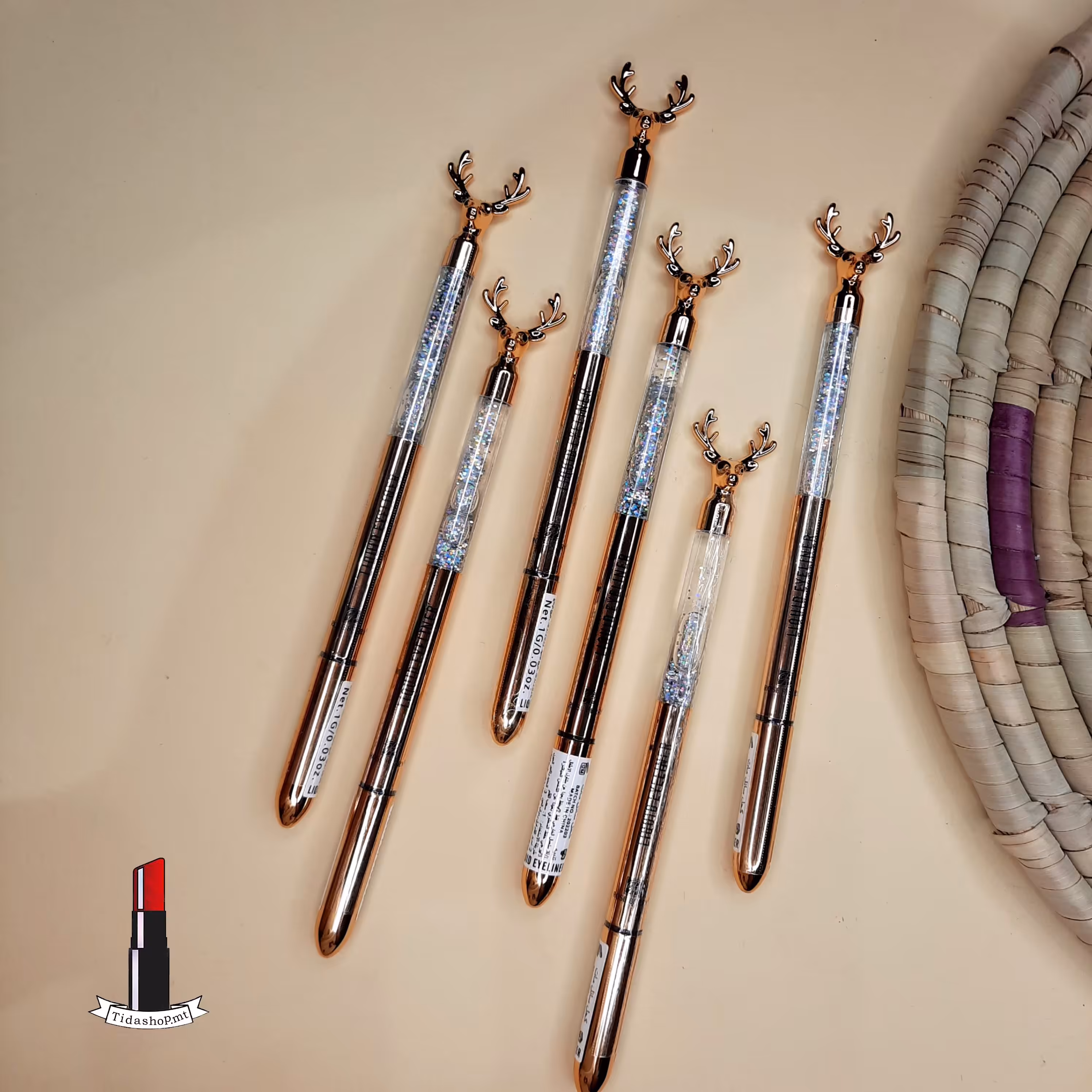 خط چشم گوزنی مات